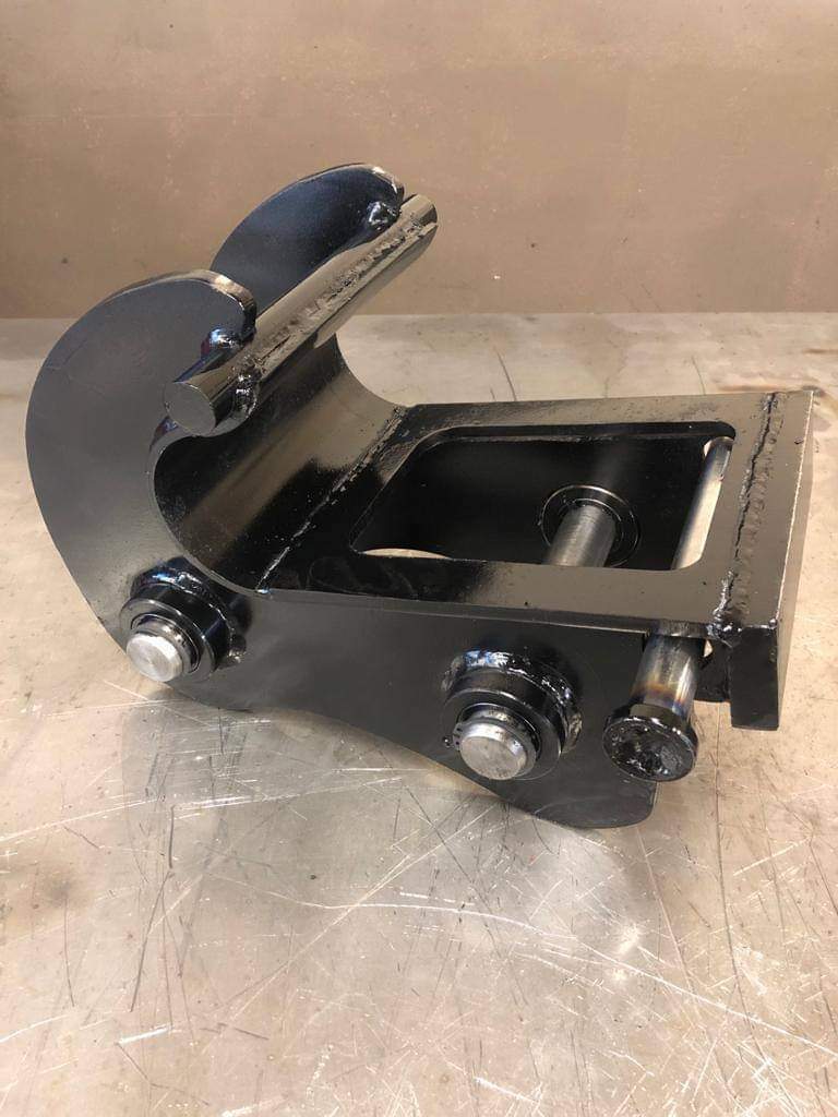 Bobcat E35 x change coupler direct fit made from 1/2 AR400 comes with2 pins