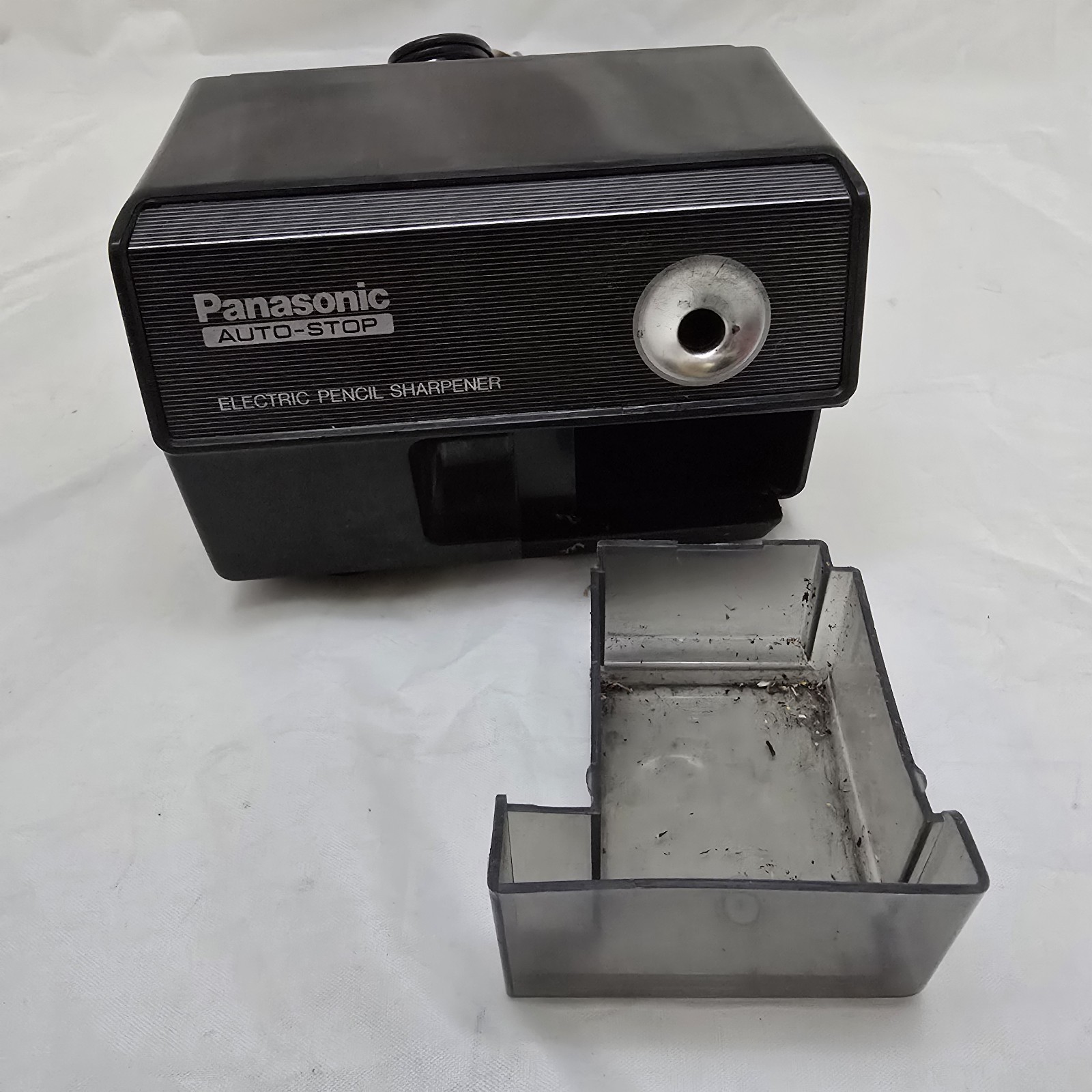 Panasonic KP-110 Auto-Stop Electric Pencil Sharpener Vintage Tested Works