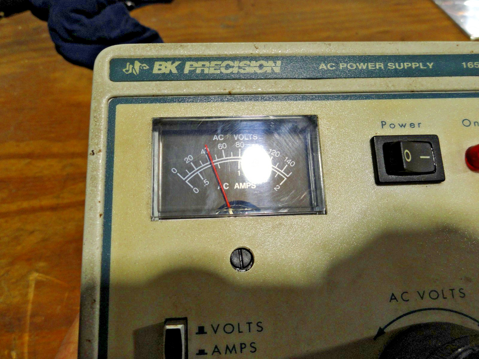 BK Precision 1653A AC Power Supply 0-140AC 120V, 50/60HZ