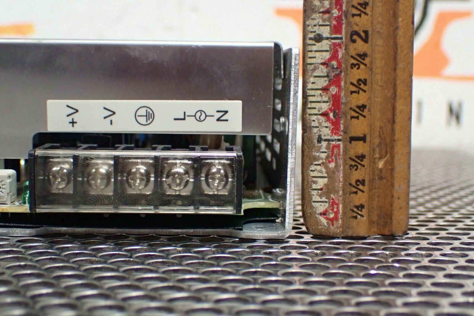 Omron S8JX-N10024CD Power Supply DC24V 4.5A AC100-240V 50/60Hz 2.5A Used