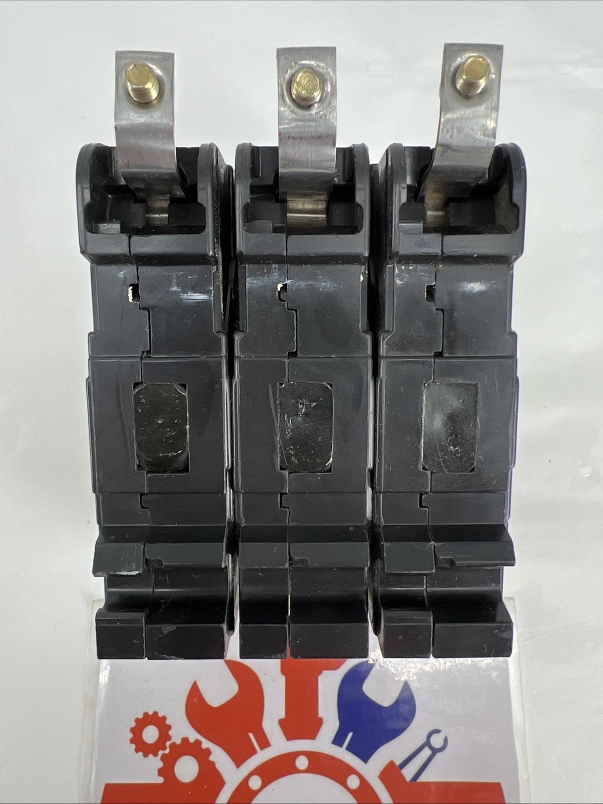 Square D EHB34030 Circuit Breaker, 30A, 480Y/277V, 3 Poles, 3 Phase,Bolt-On, USA