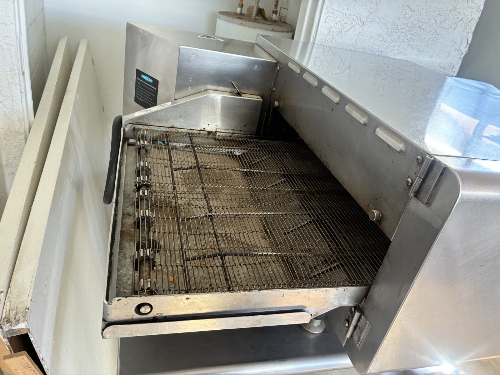 Turbochef HHC2020 Electric Countertop Convyor Oven 208/240 v 3 Phase