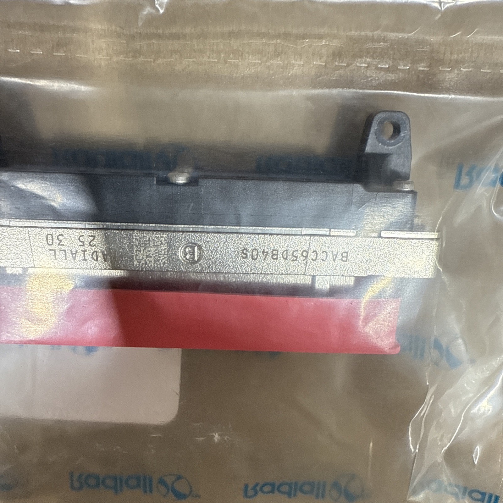 Radiall BACC65DB40S BACC65 Connector