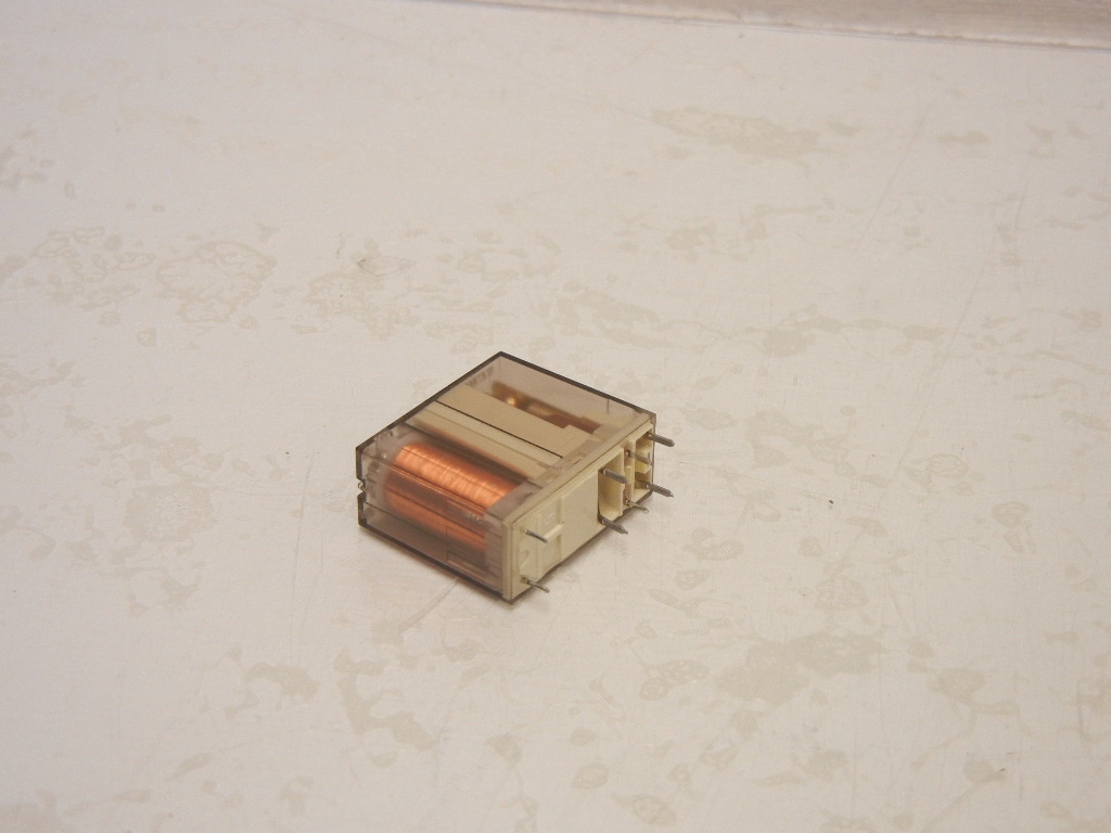 SCHRACK RP 710024 NEW-NO BOX RELAY RP710024