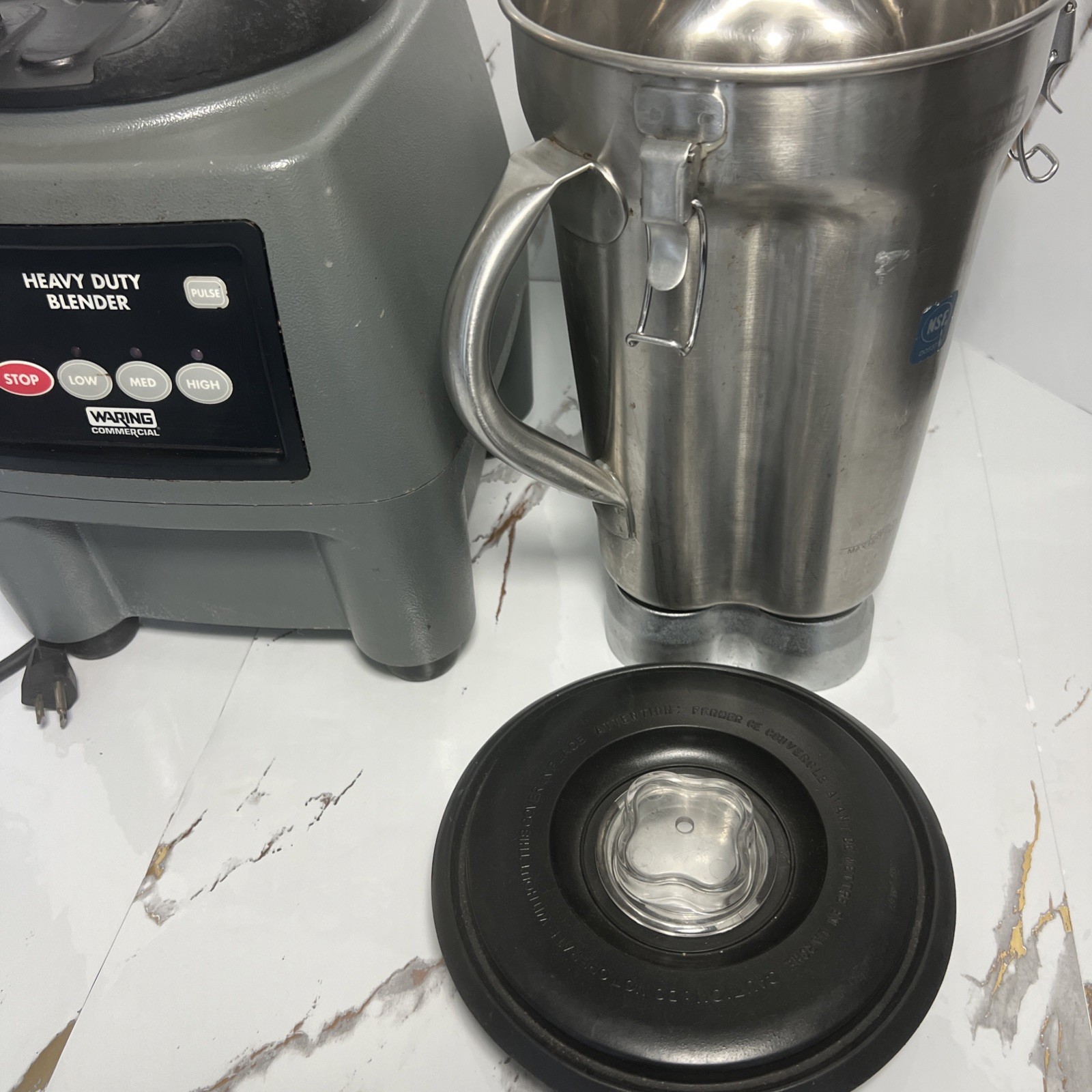 Waring CB 15 Heavy Duty One Gallon 3.75HP 3-Speed Commercial Blender