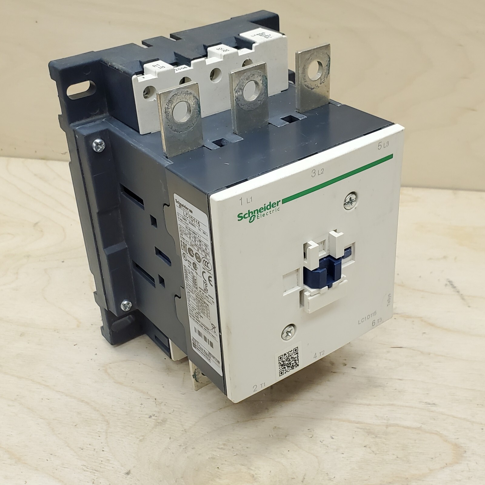 Schneider LC1D115 160 Amp Contactor w/ 24VDC Coil rated 75HP @ 480VAC – NEW