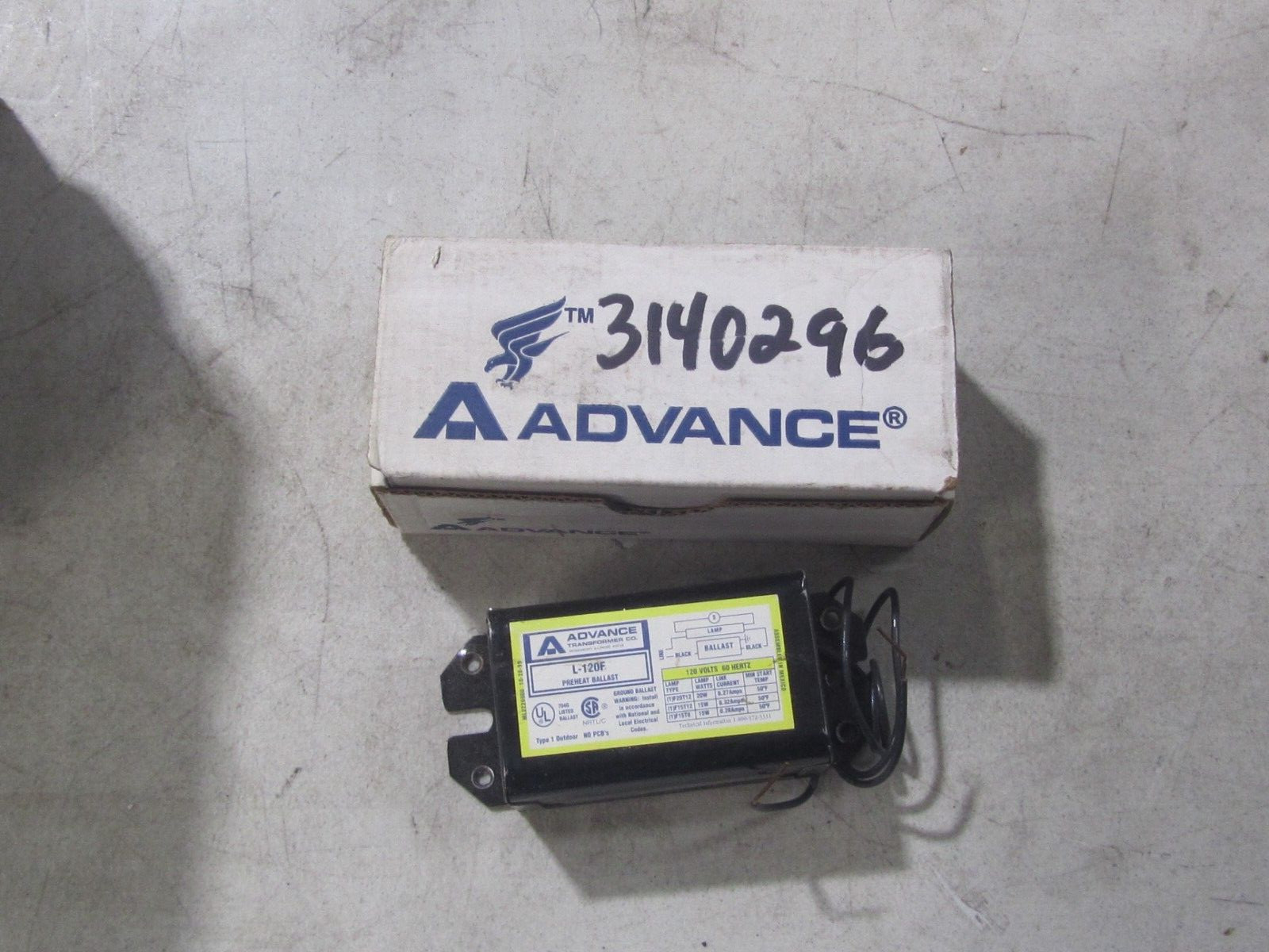 NEW Advance Transformer Ballast L120F 120 Volts 60 Hertz Preheat Lamp Ballast