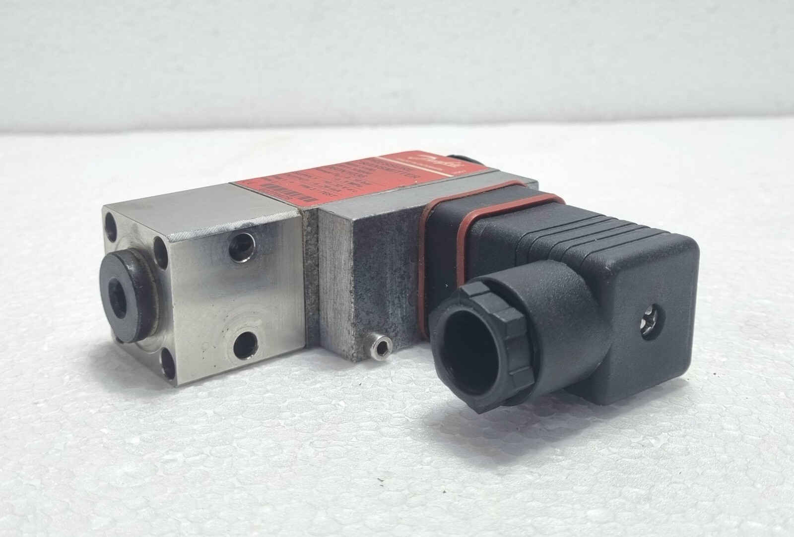 Danfoss Pressure Transmitter MBS 5100-2011-1DB04 0 to 10 Bar 060N1036