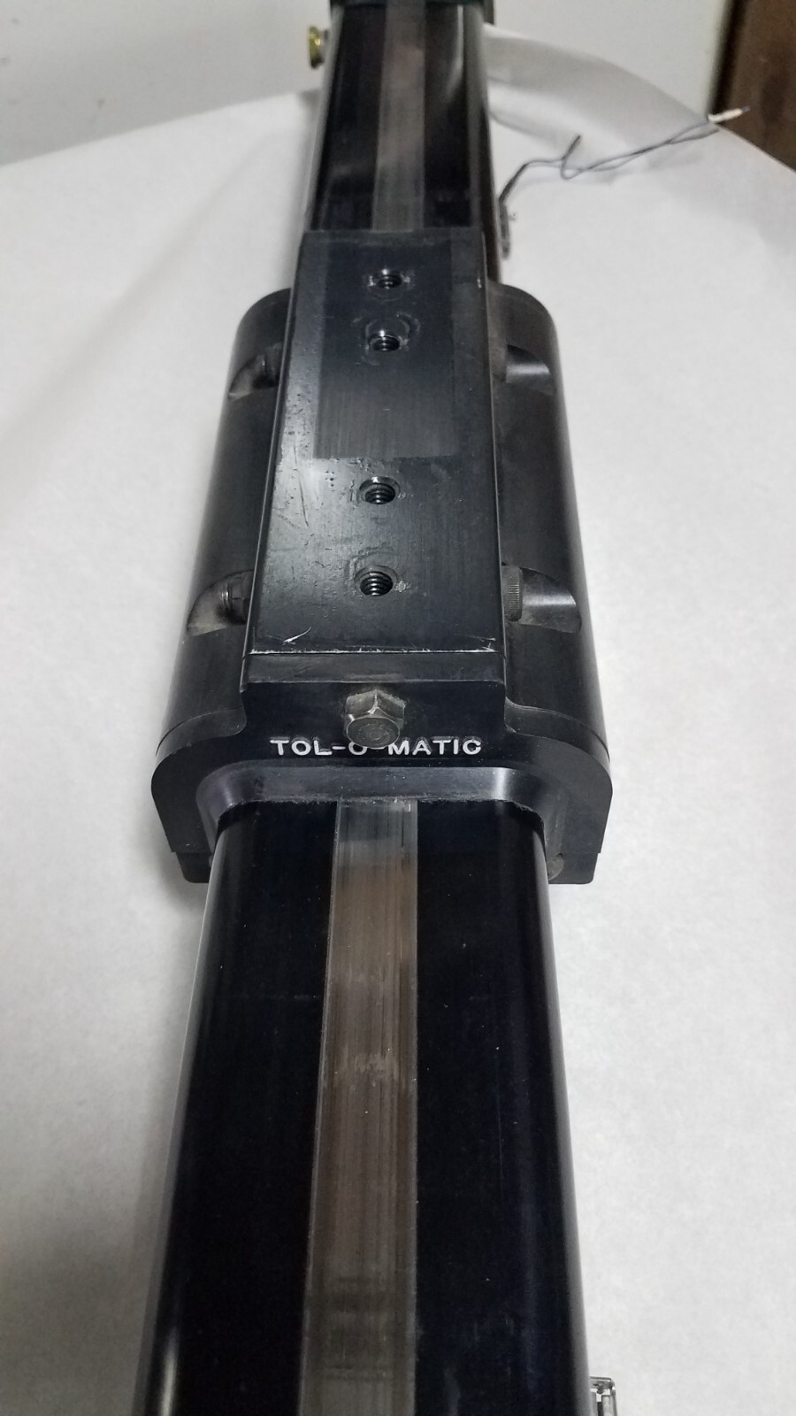 TOL-O-MATIC BC220 SK24.000 RY2 FM2 SL2 PNEUMATIC ACTUATOR RODLESS CYLINDER