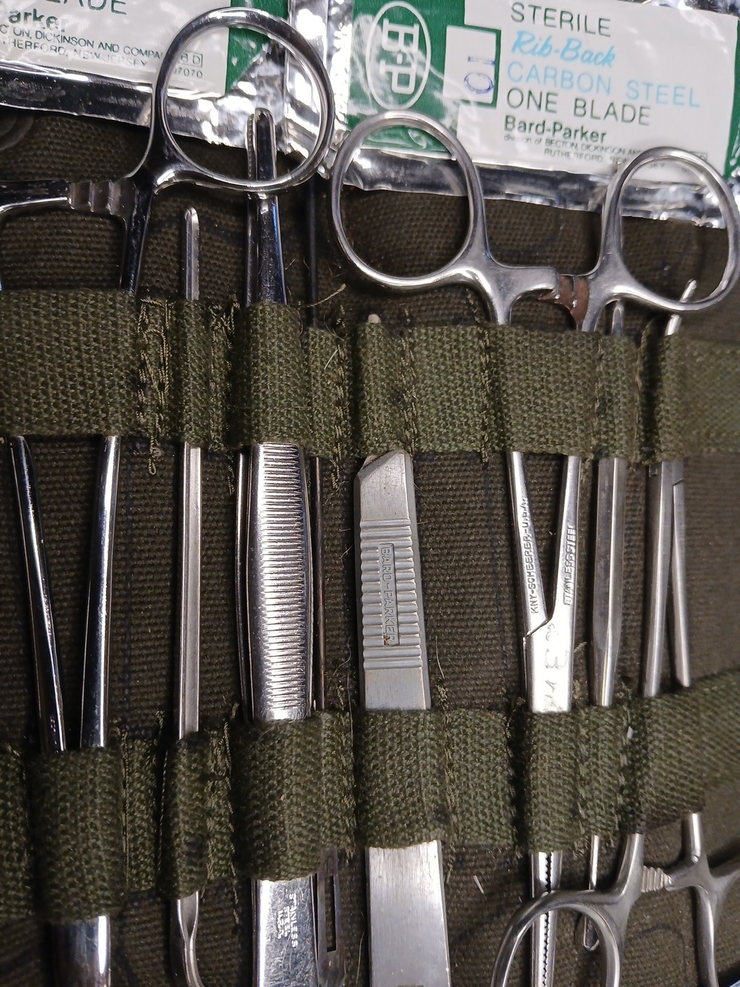 US Army Surgical Instrument Set Minor Surgery Great Condition
