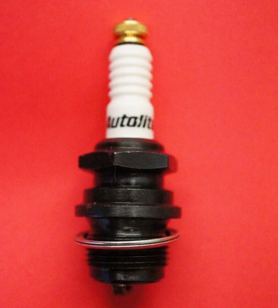 IHC McCORMICK DEERING «M» 1.5HP Stationary Engine Spark Plug Wire & Thumb Nut