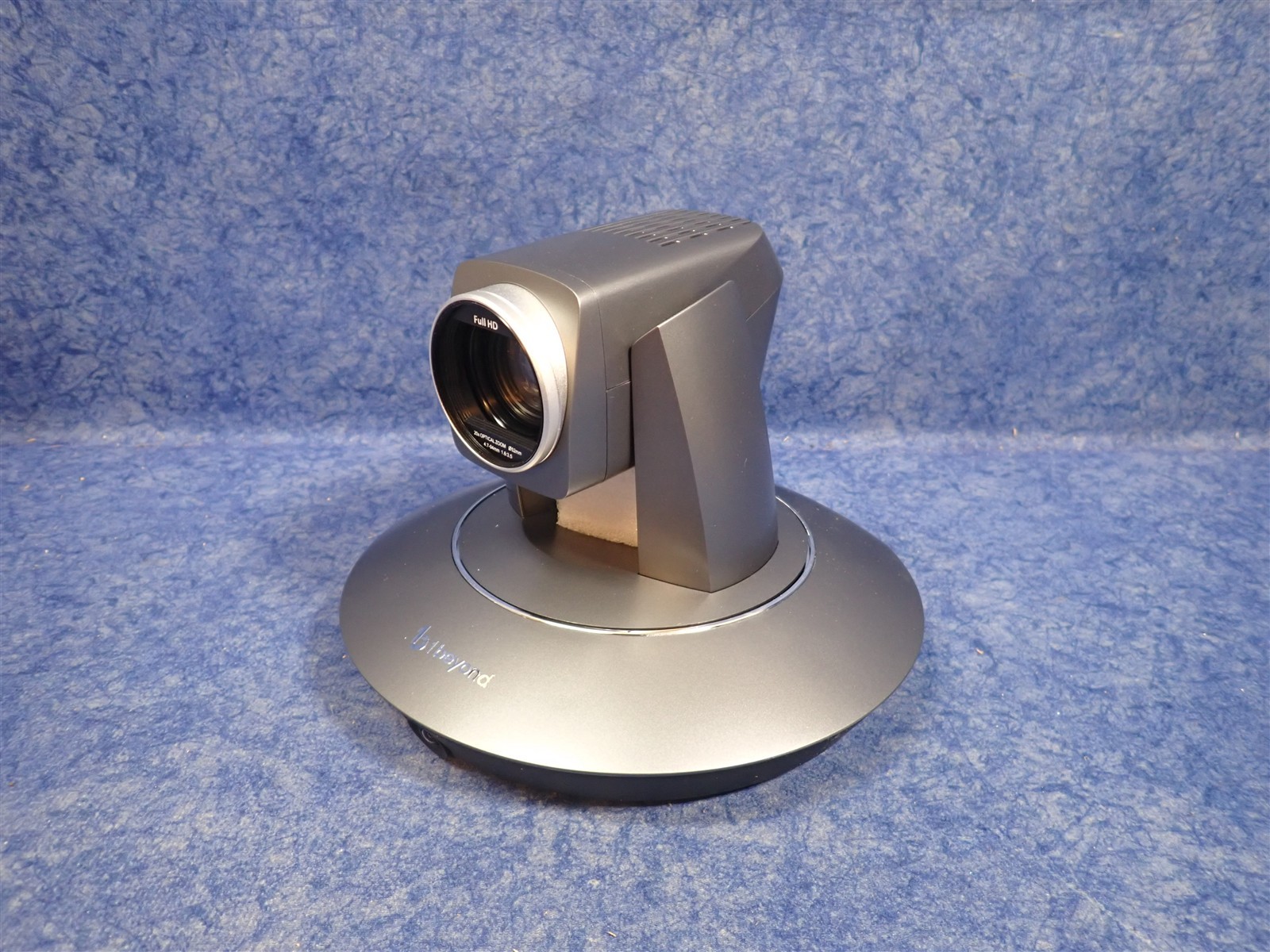 Crestron IV-CAMA3-20-SLVR-1B 1 Beyond Auto Tracking Camera 20x Zoom Silver (S9)