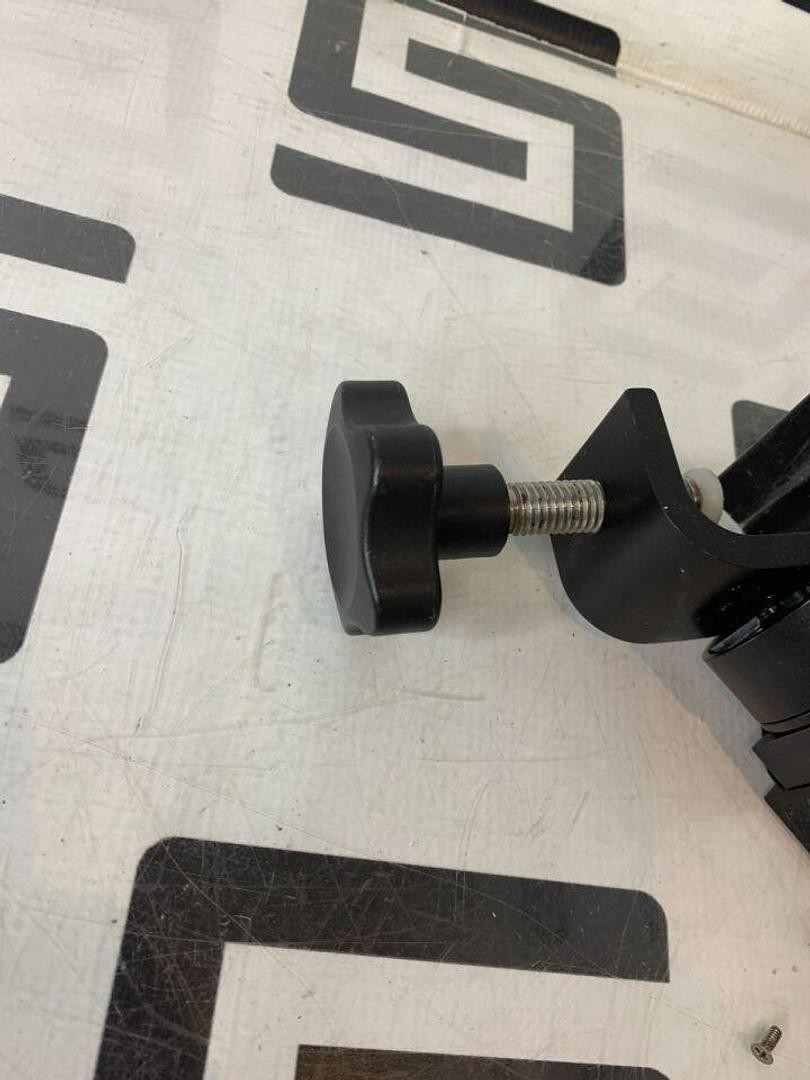 Medfusion 3500 4000 Pole Clamp Mount & Also for other Models TESTED WARRANTY B