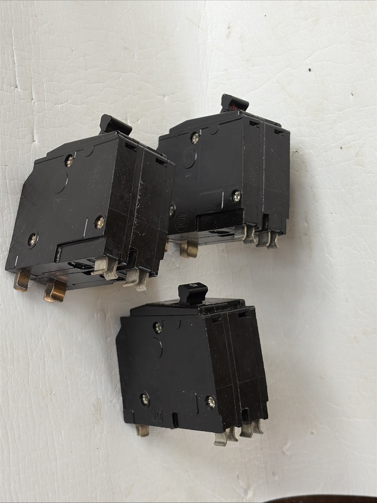 Square D QO215 15A Miniature Circuit Breaker 2-Pole QO 10kA BLACK Face 4 prongs