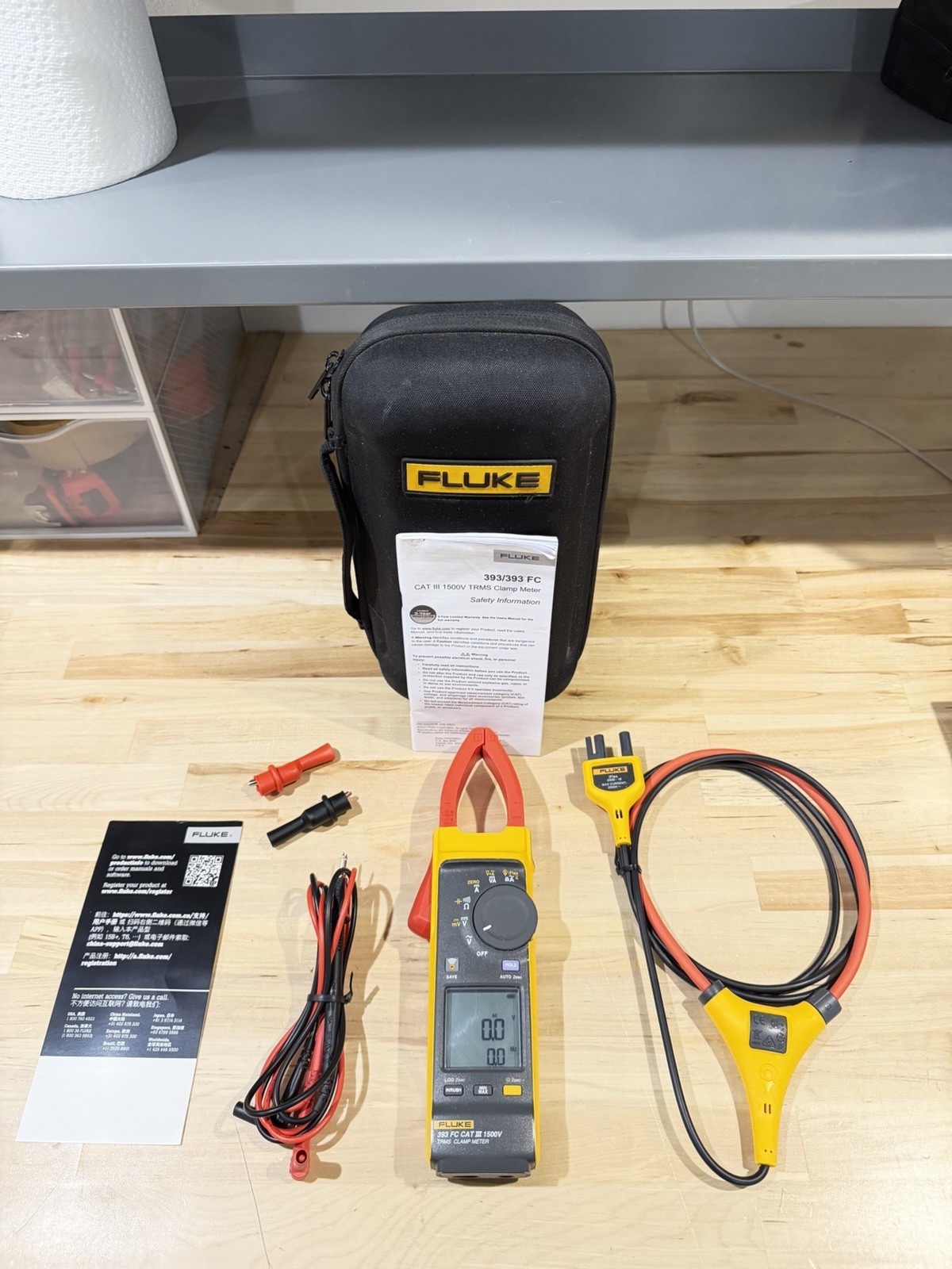 FLUKE 393 FC CAT III 1500V TRMS CLAMP METER W/ IFLEX PROBE & LEADS (TESTED)