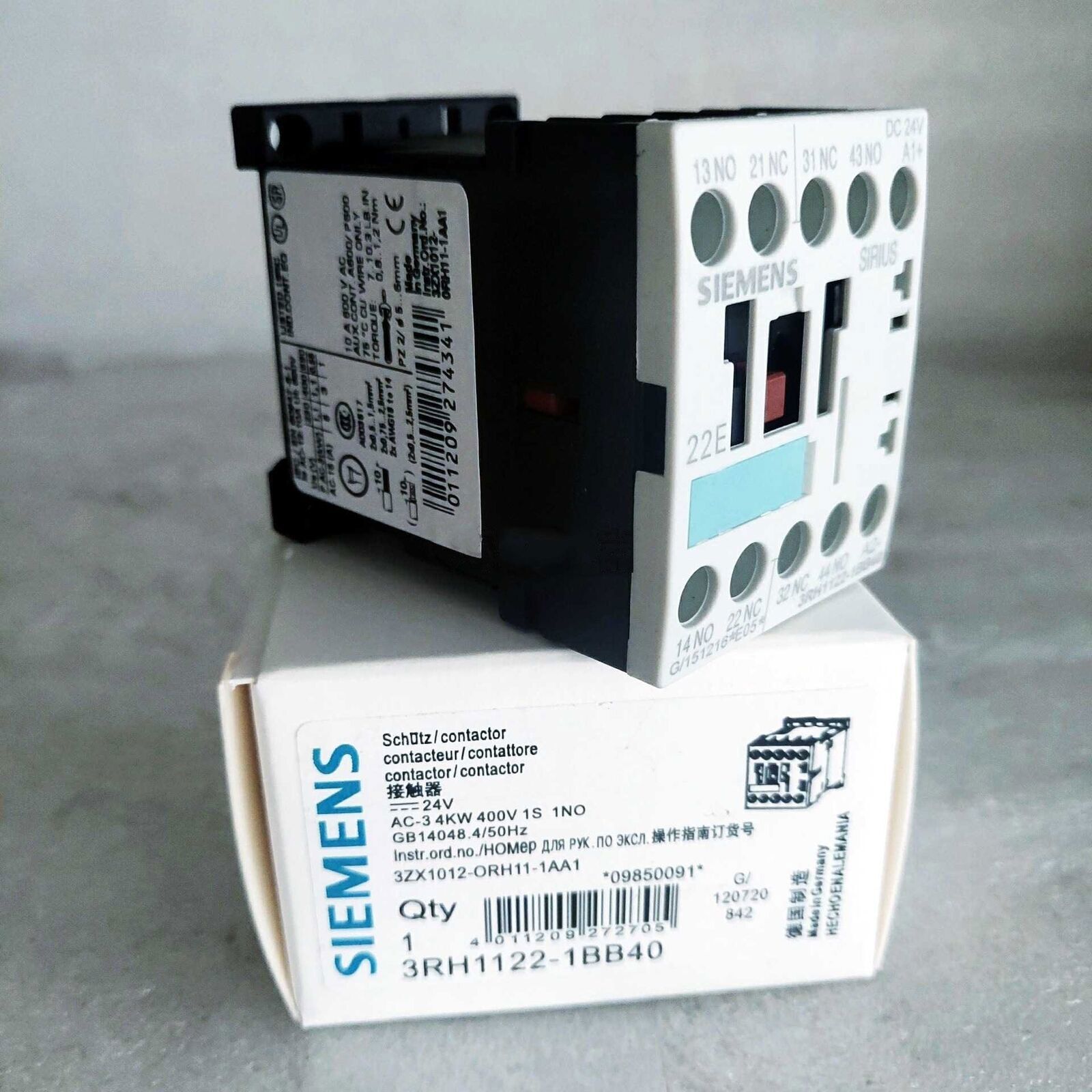 Siemens 3RH1122-1BB40 NEW IN BOX contactor 3RH1122-1BB40 DC24V 1 PCS Fast ship