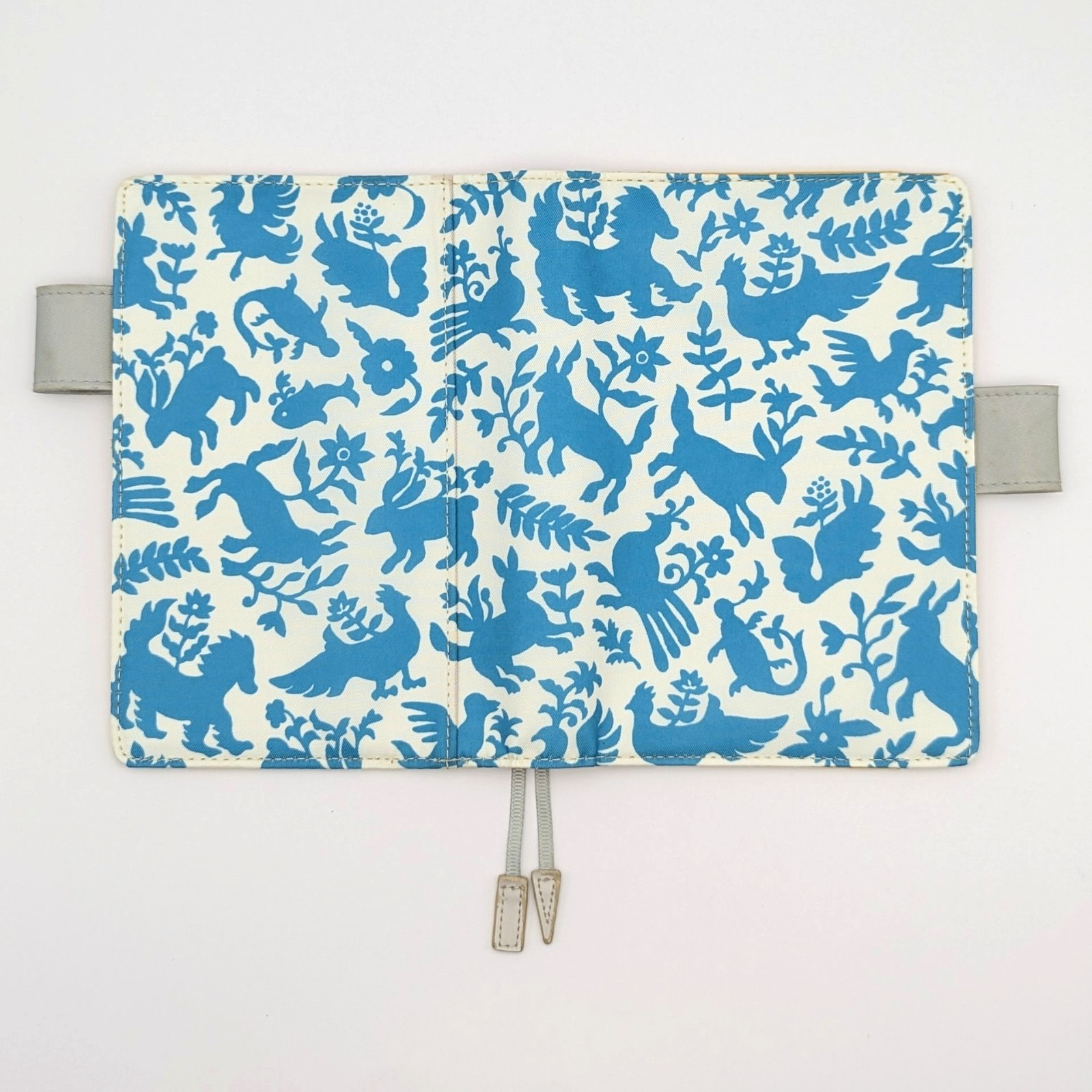 Hobonichi Cover World Folk Patterns Series Mexico Otomi A6 w/Cover on Cover