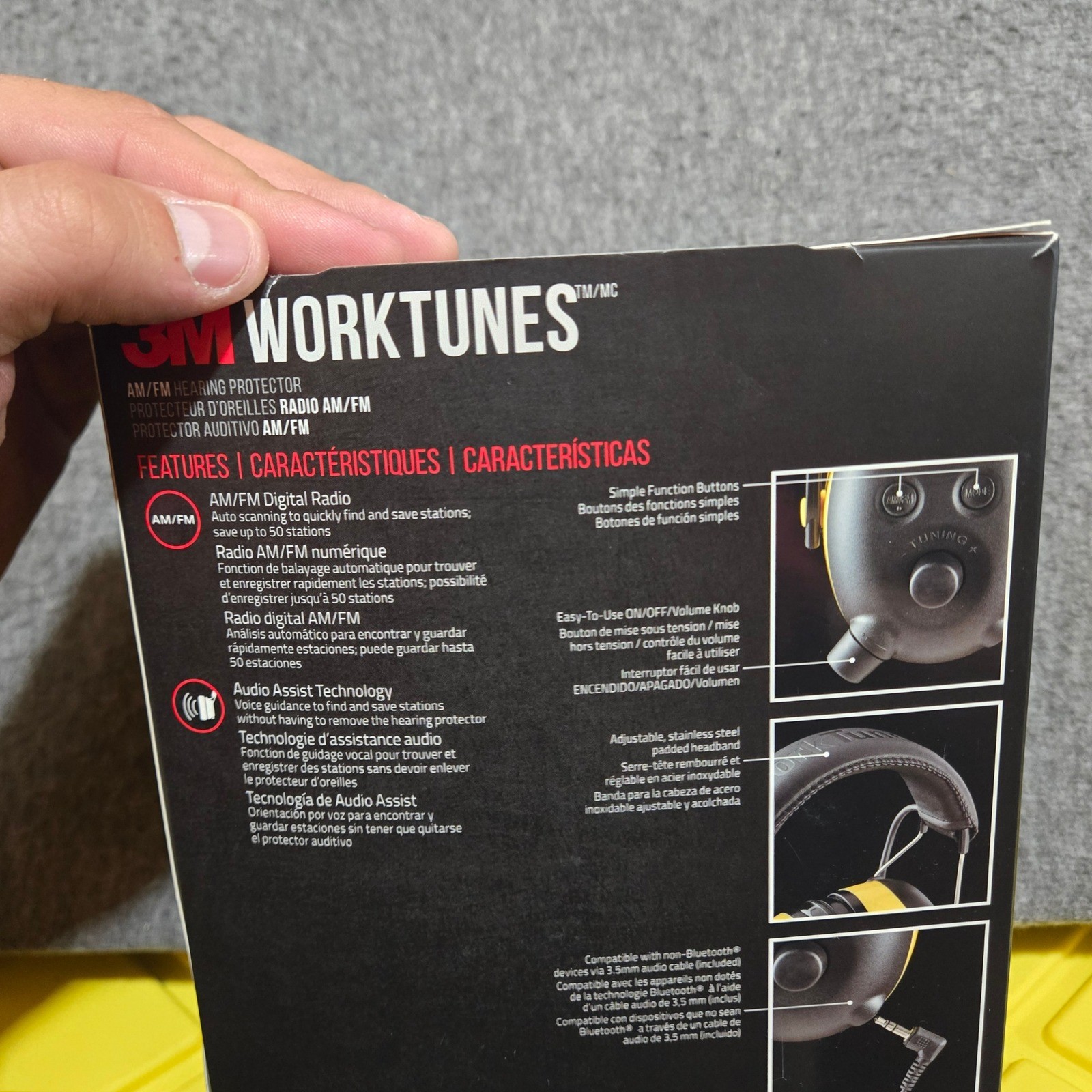 3M WorkTunes AM/FM Hearing Protector Headphones Yellow Black 24dB NRR New