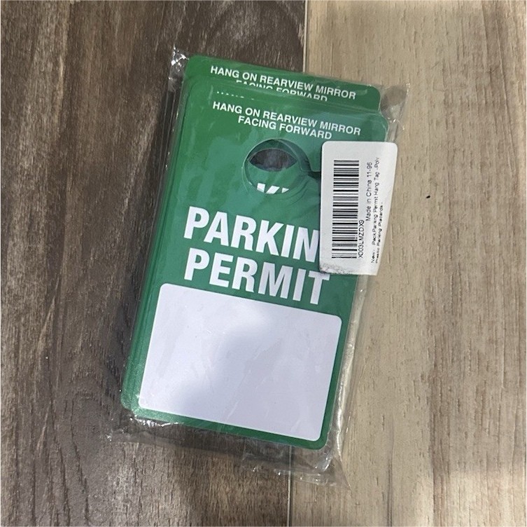 Green White Plastic Parking Permit Hang Tag Rectangle Pre-Punched Hole