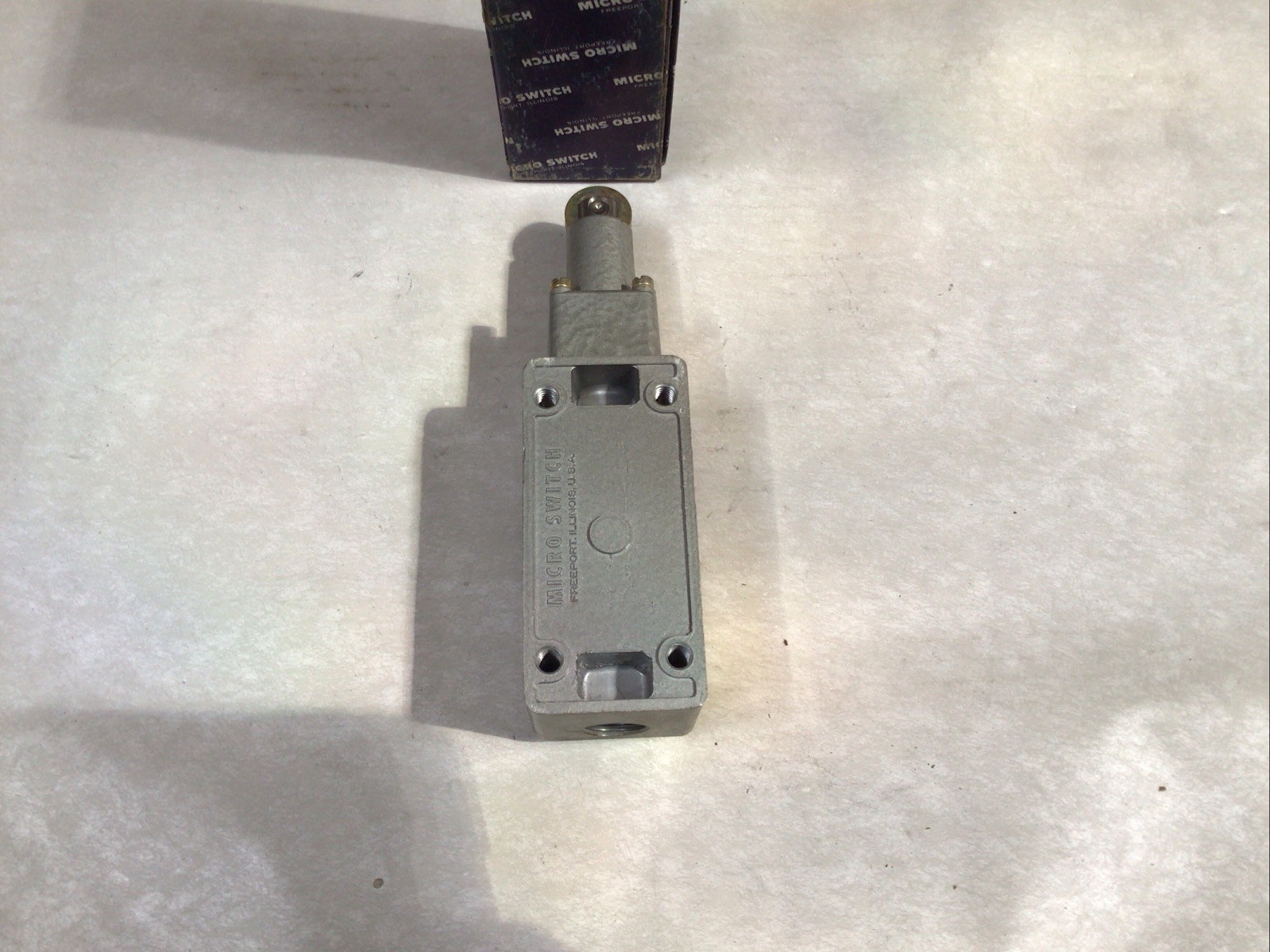 MicroSwitch – 5ML1, Precision Limit Switch, (J14)