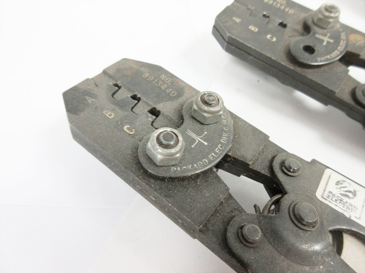 3 x PACKARD ELECTRIC 8913440 OPEN BARREL HAND CRIMP TOOL – PARTS