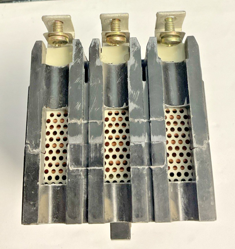 GE TEY330 CIRCUIT BREAKER 30A 480VAC 3POLE