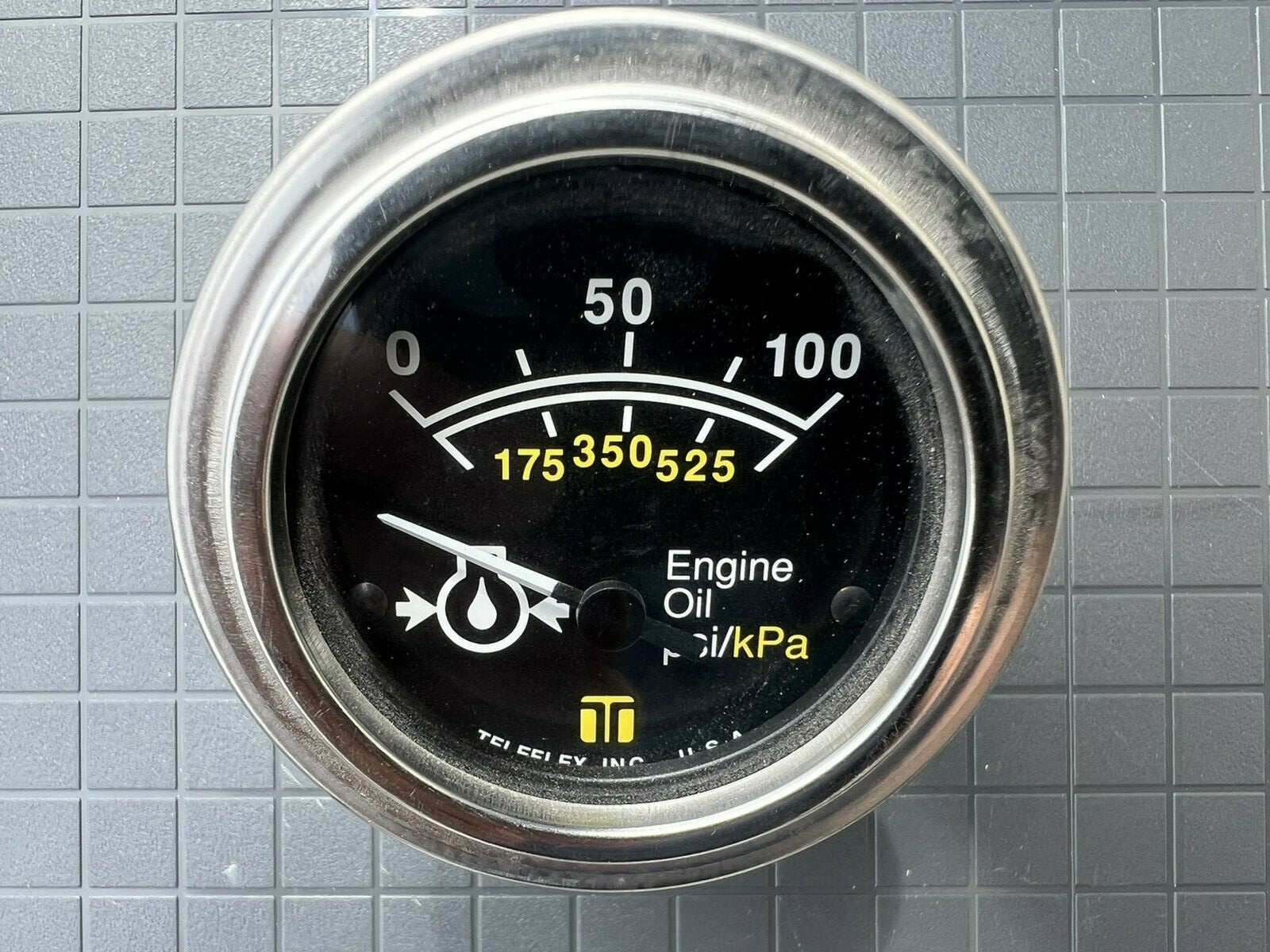 Teleflex 9178275 Engine Oil Pressure Gauge indicator 0-100PSI 0-700kPa T21711