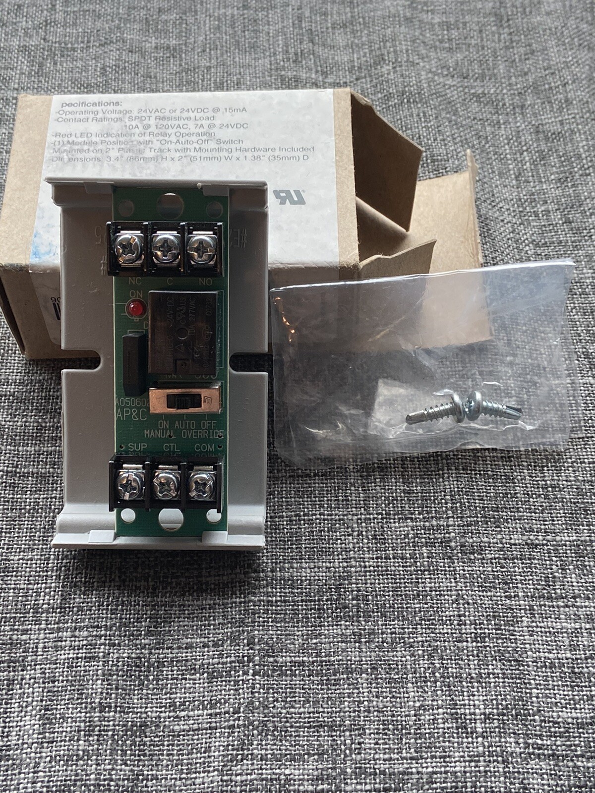 Relay Spectronics Corporation On/Off/Auto Manual Override Relay 24VAC or 24VDC