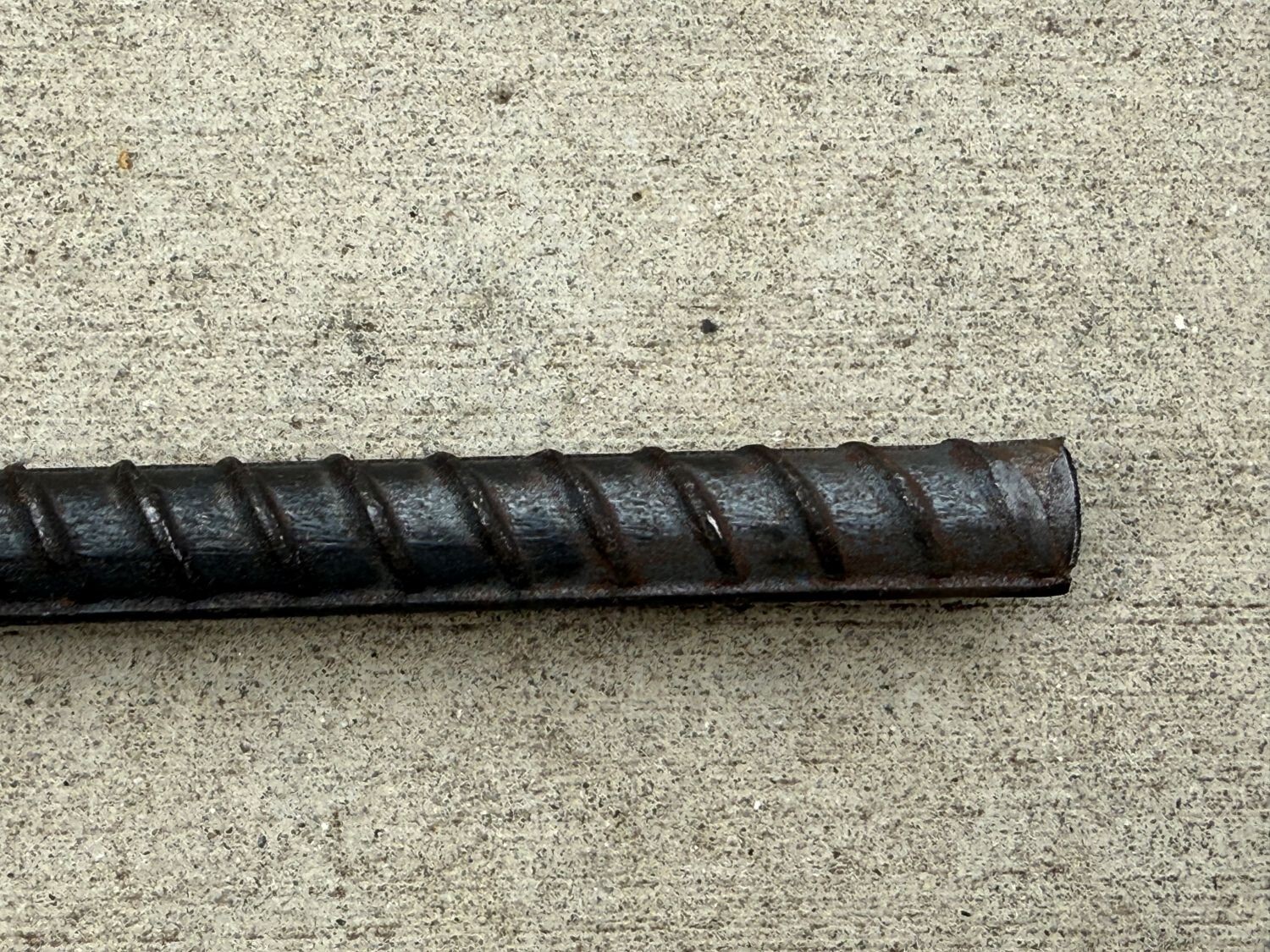 Sandbaggy 30″ L-Shaped Rebar Stakes – Pre Bent – 1/2″ Diameter (#4 Rebar)