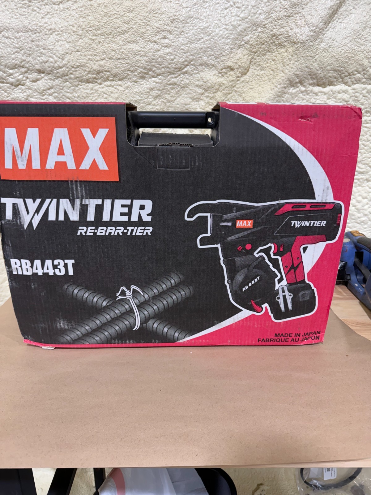 Brand New MAX RB443T TwinTier Rebar Tier Tool Kit w/ Case, Battery & Charger