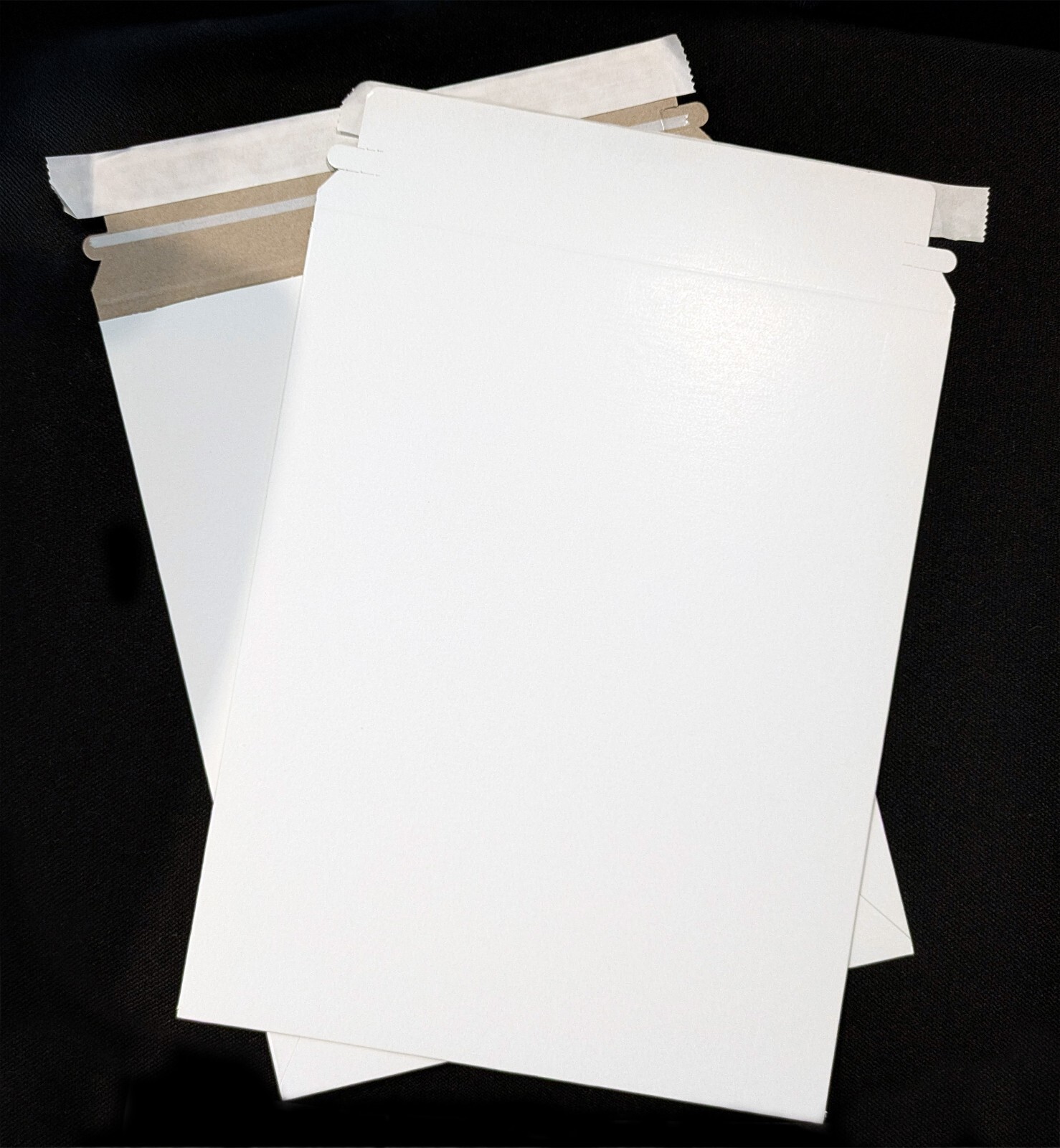 10 – 9.75″ x 12.25″ White Rigid Photo Mailers Self Seal Stayflats