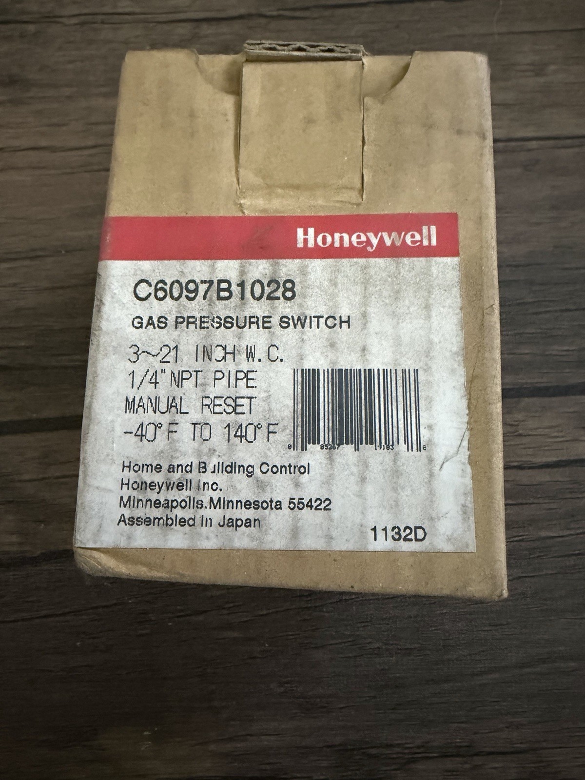 HONEYWELL C6097B-1028 Gas Pressure Switch