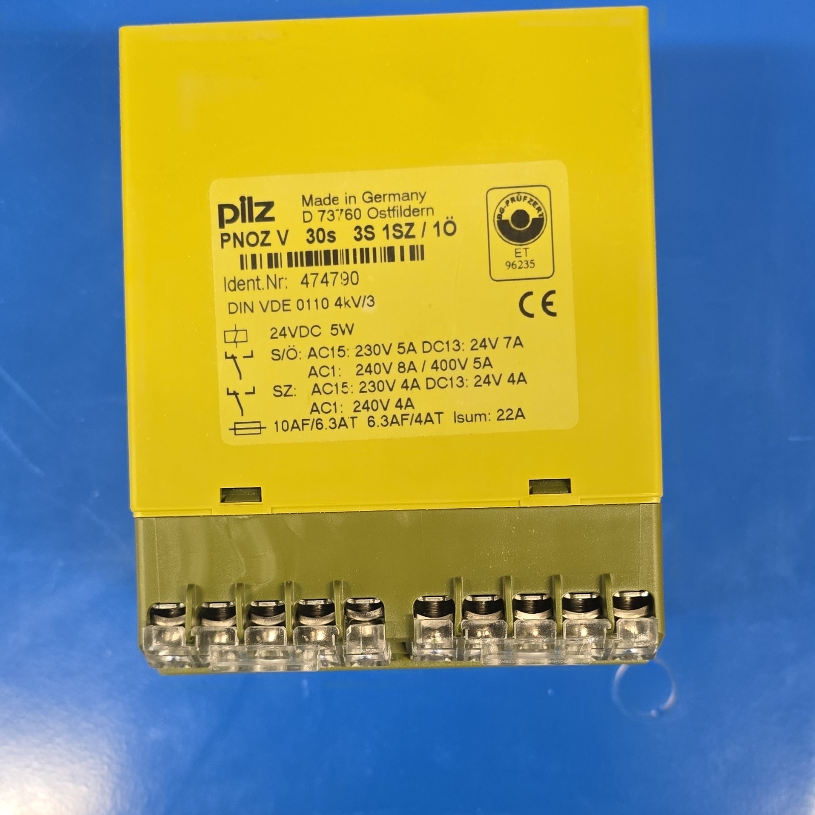 Pilz PNOZ V 30s Safety Relay 24 VDC 3NO/1NC w/ Indicator 474790