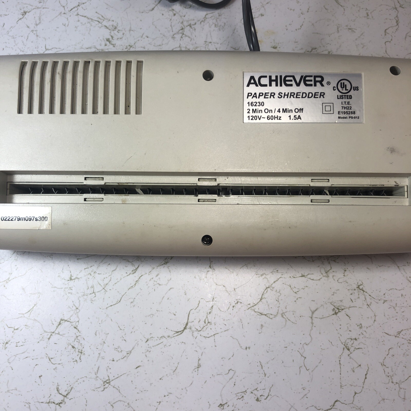 Achiever Portable Paper Shredder Model PS-012 / 16230 Office Home Product