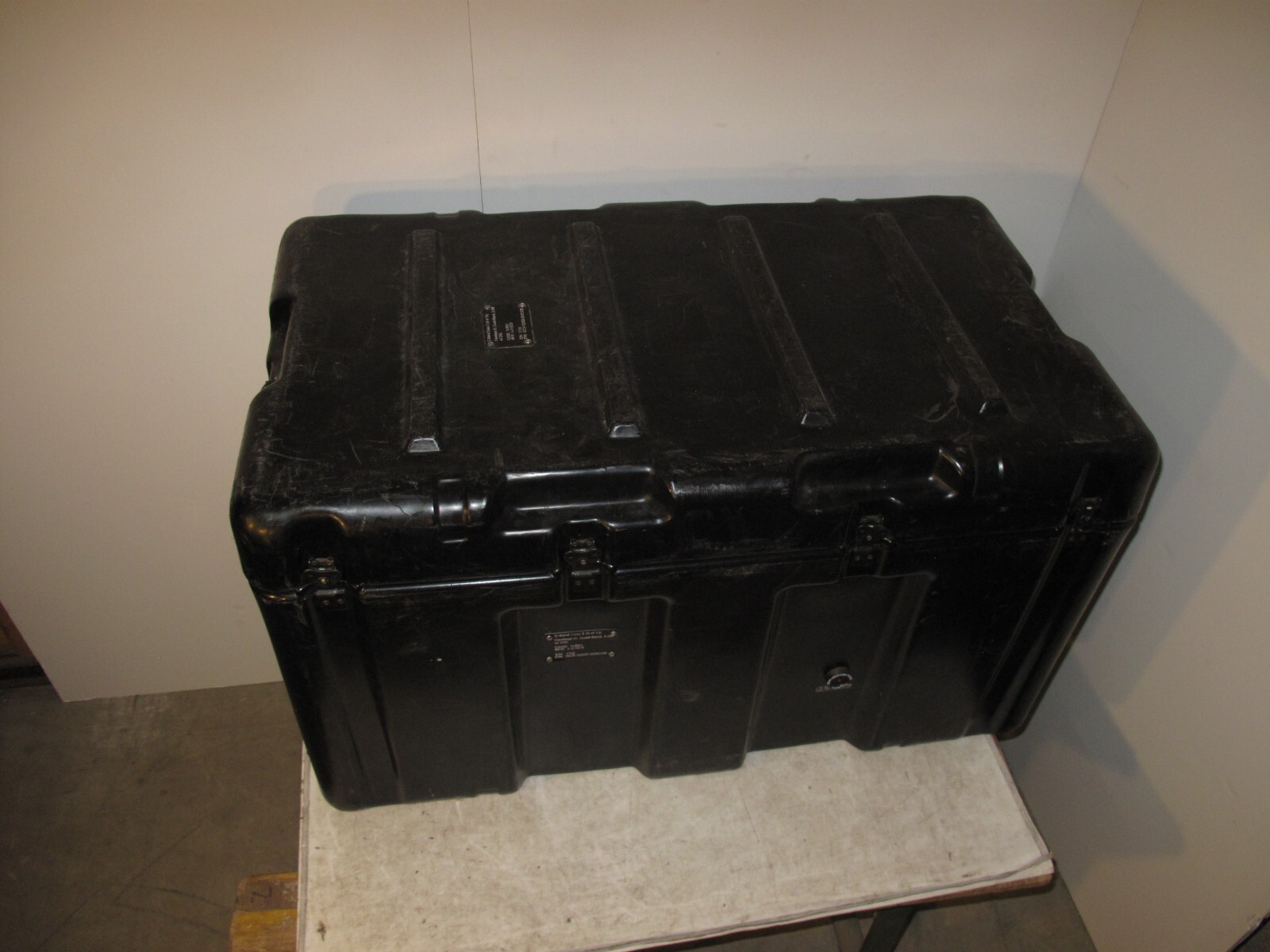 Hardigg Pelican AL3620-1704 Hinged Single Lid Hard Case 40x23x23 w/Wheels Black