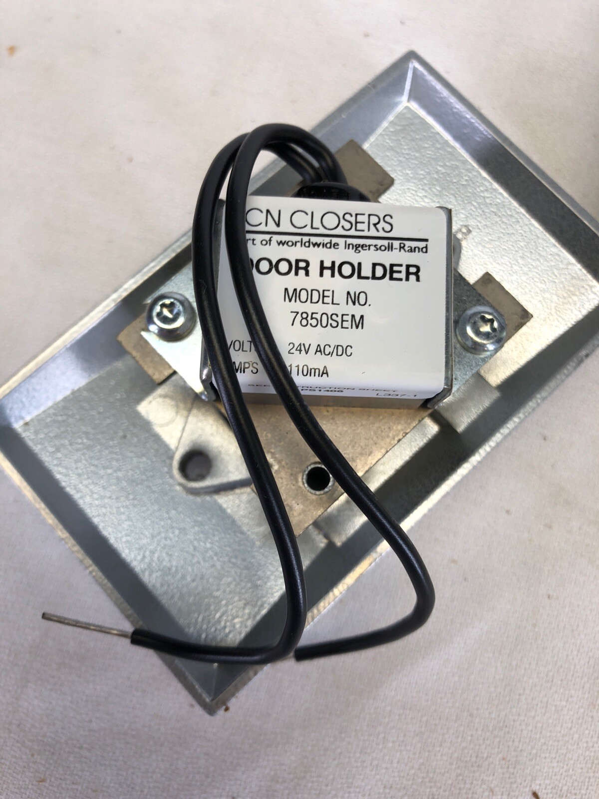 LCN Closers Sentronic Electronic Magnet 7850SEM