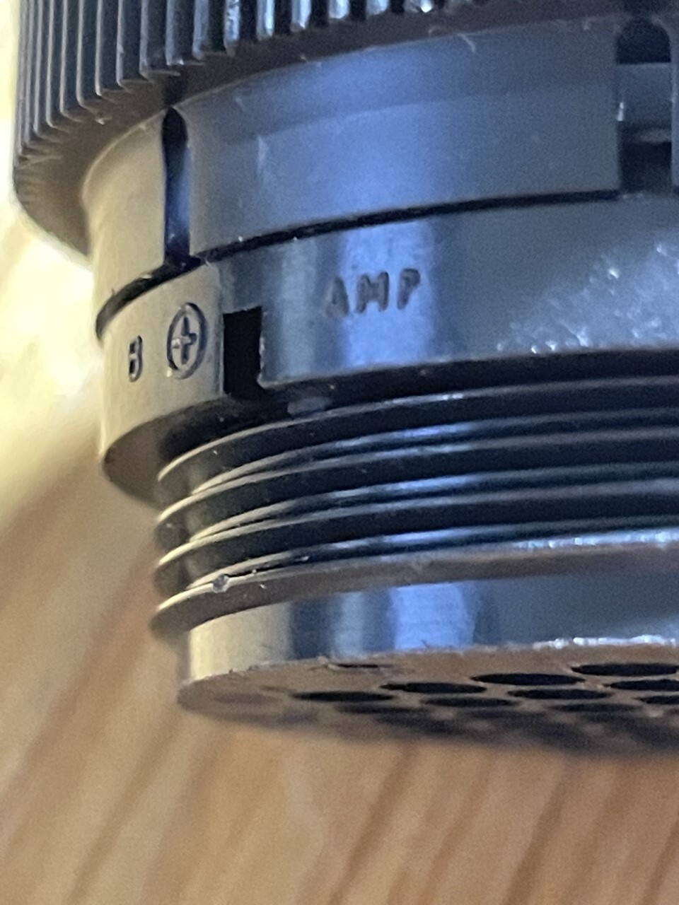 A lot of 4 AMP p/n 206150-1 Circular Plastic Plug connector, SHELL only,No pins.