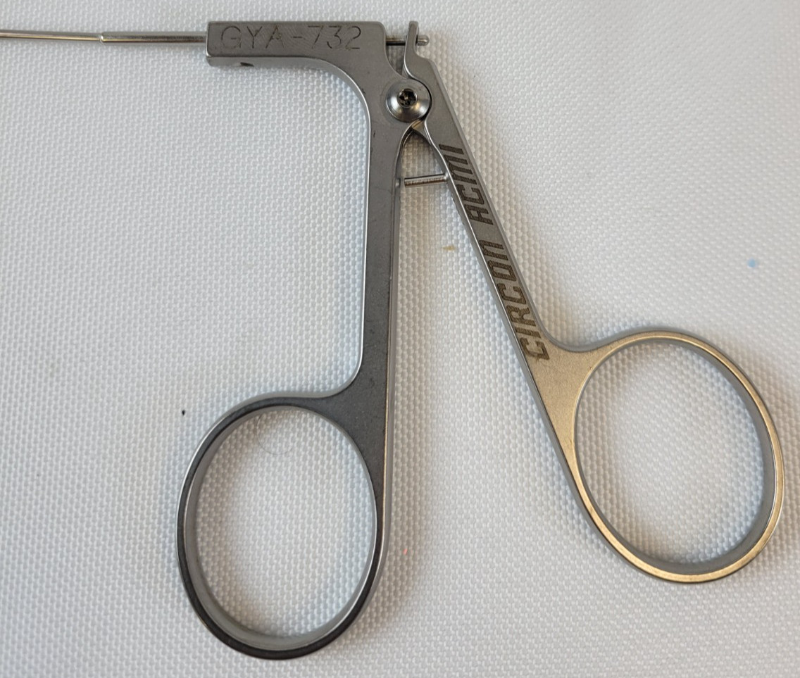 Circon ACMI GYA-732 Semi-Rigid Alligator Forceps, 32cm Working Length