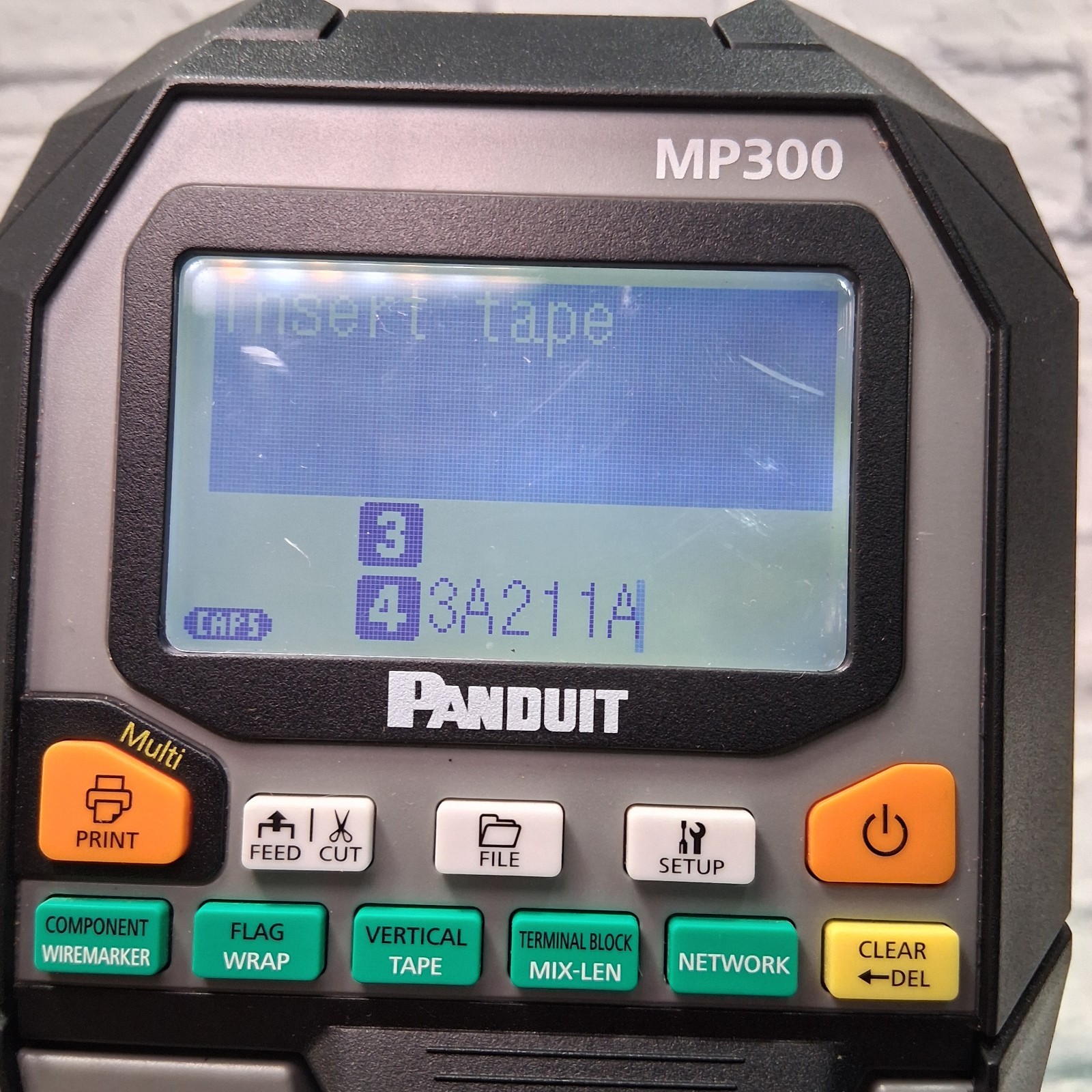 Panduit MP300 Portable label maker – Label maker only