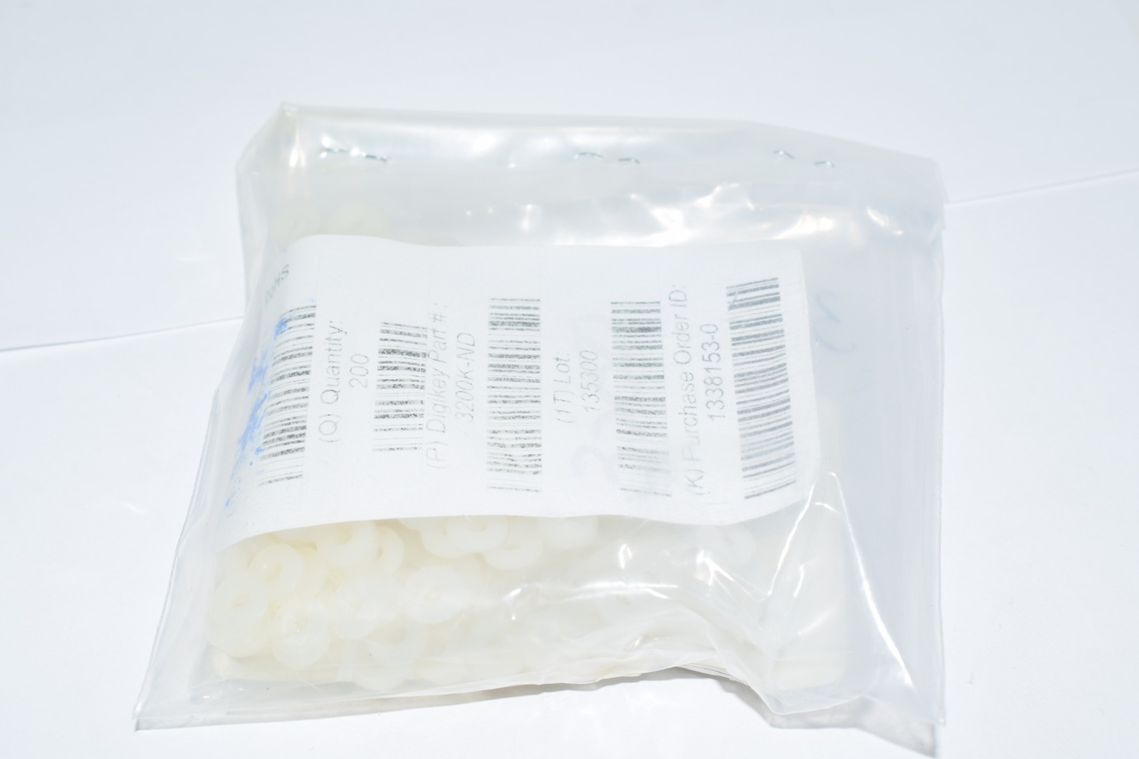 Pack of 305 NEW Keystone Electronics 3200 #4 Flat Washer 0.062» (1.57mm) 1/16»