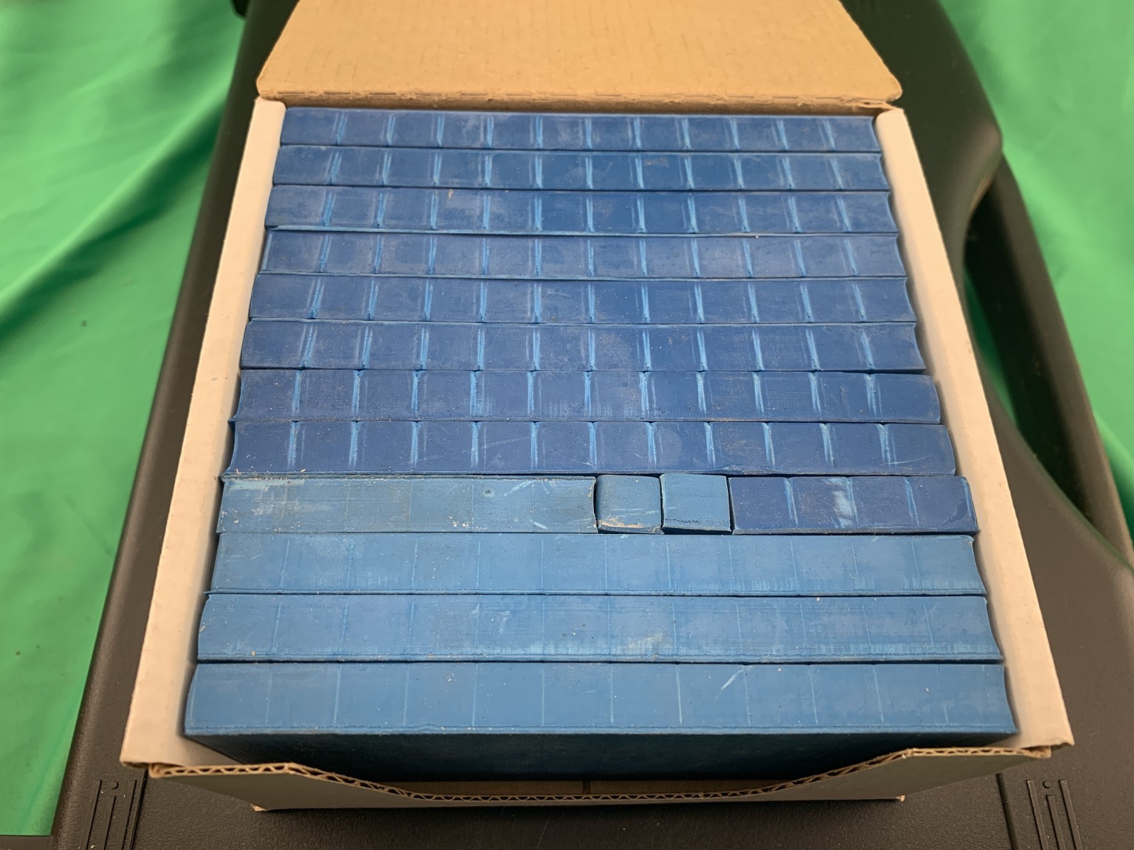 144 pcs Roxtec RM 10/0x12 RM00310121000 Sealing Components mixed from 2 boxes