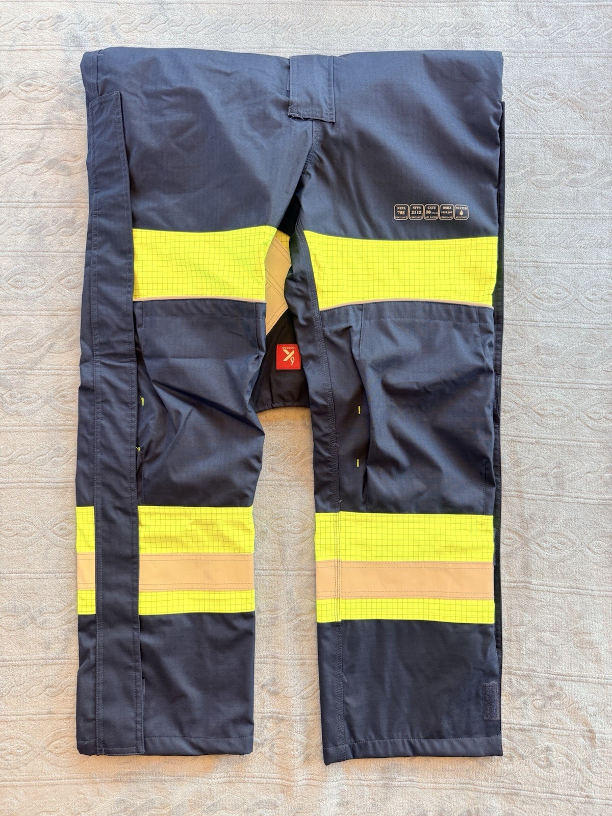 NWOT Kontra CAT 3 FR Arc Flash Bib Overalls Medium 30 Cal Hi Vis Water Resistant