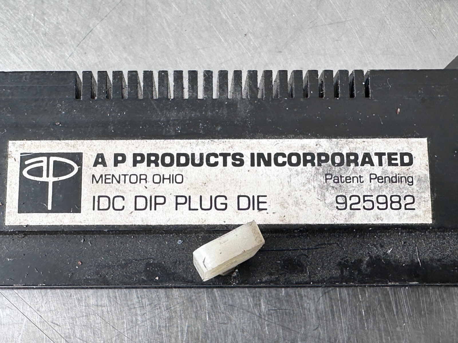 A P Products Inc IDC DIP Plug Die & IDC Card Edge Die (Lot of 2)