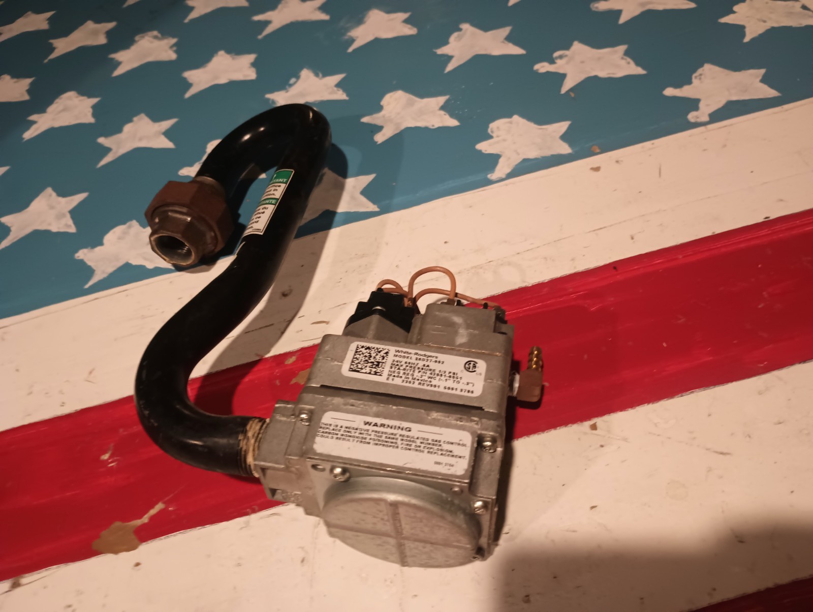 Pentair White Rodgers 36D27-902 Gas Valve 42001-0051 in and out 3/4″ Excellent