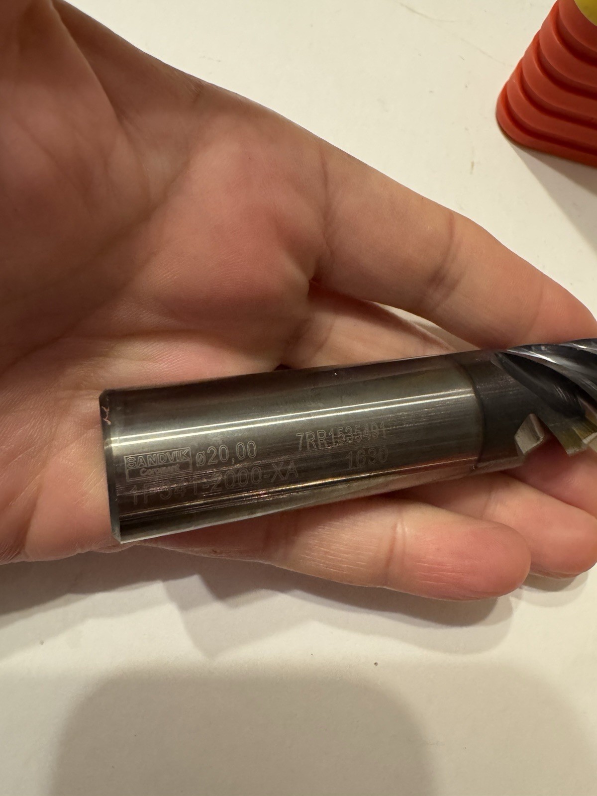 Sandvik Coromant 20mm 5 Flute Solid Carbide Square End Mill 1P341-2000-XA NEW