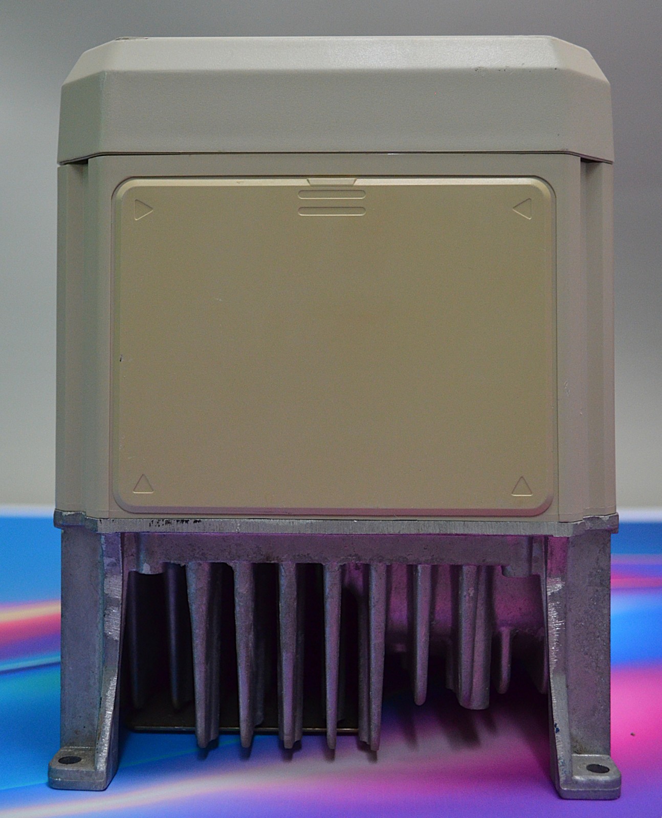 MagneTek GPD515C-B004 3-Phase Drive SPEC: 43P71CU 460VAC 50-60Hz 8.5Amp UL7J48 B