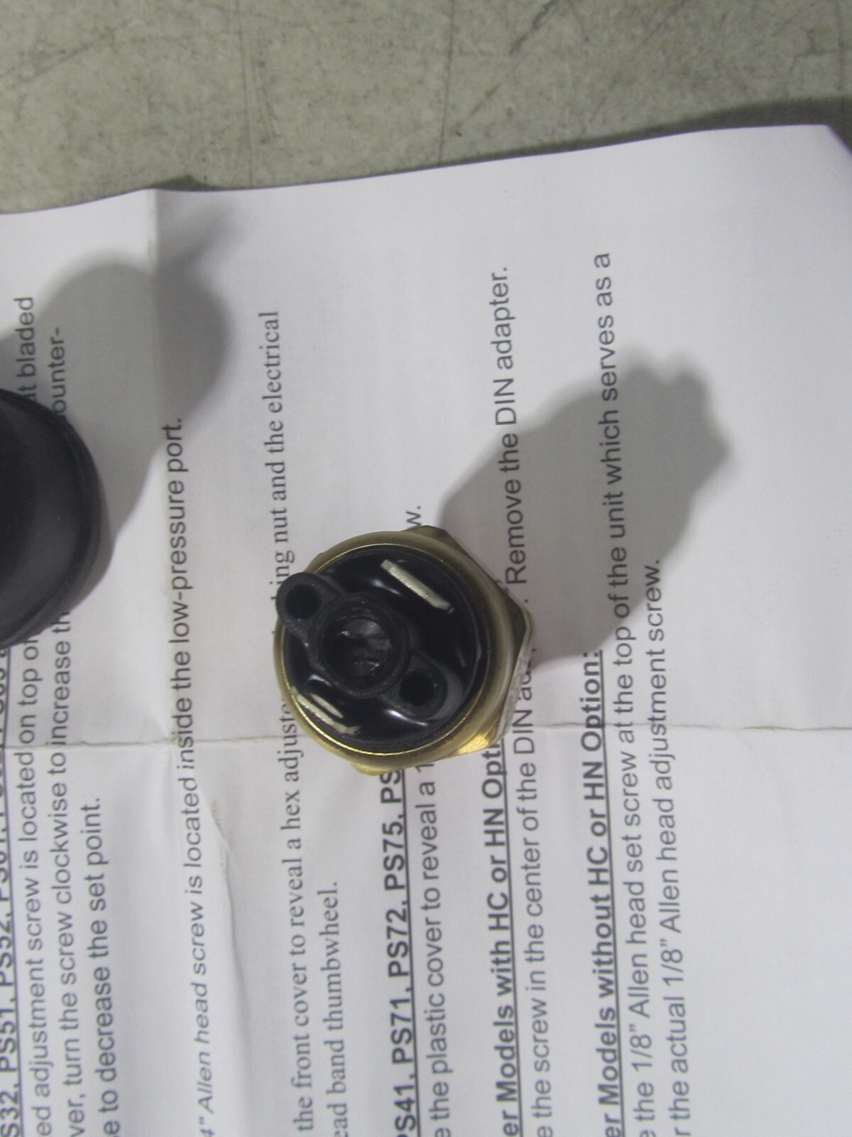 NEW Gems Pressure Switch New Ps31-40-4MNB-B-SP-RB