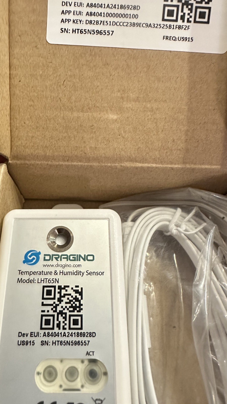 LoRaWAN Dragino LHT65N-E3 Temperature and Humidity Sensor