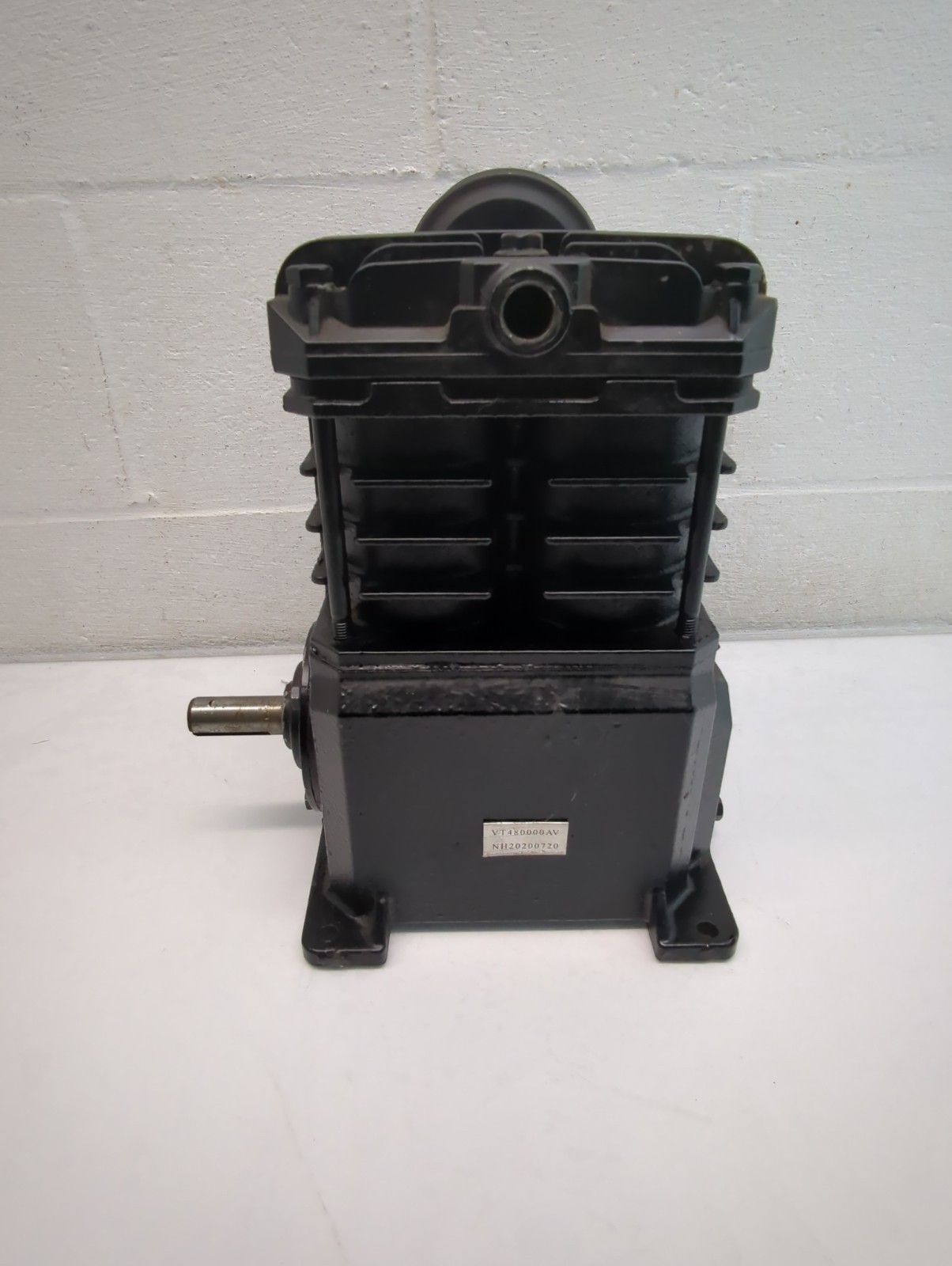 VT480000AV CAMPBELL HAUSFELD REPLACEMENT CAST IRON PUMP AS IS