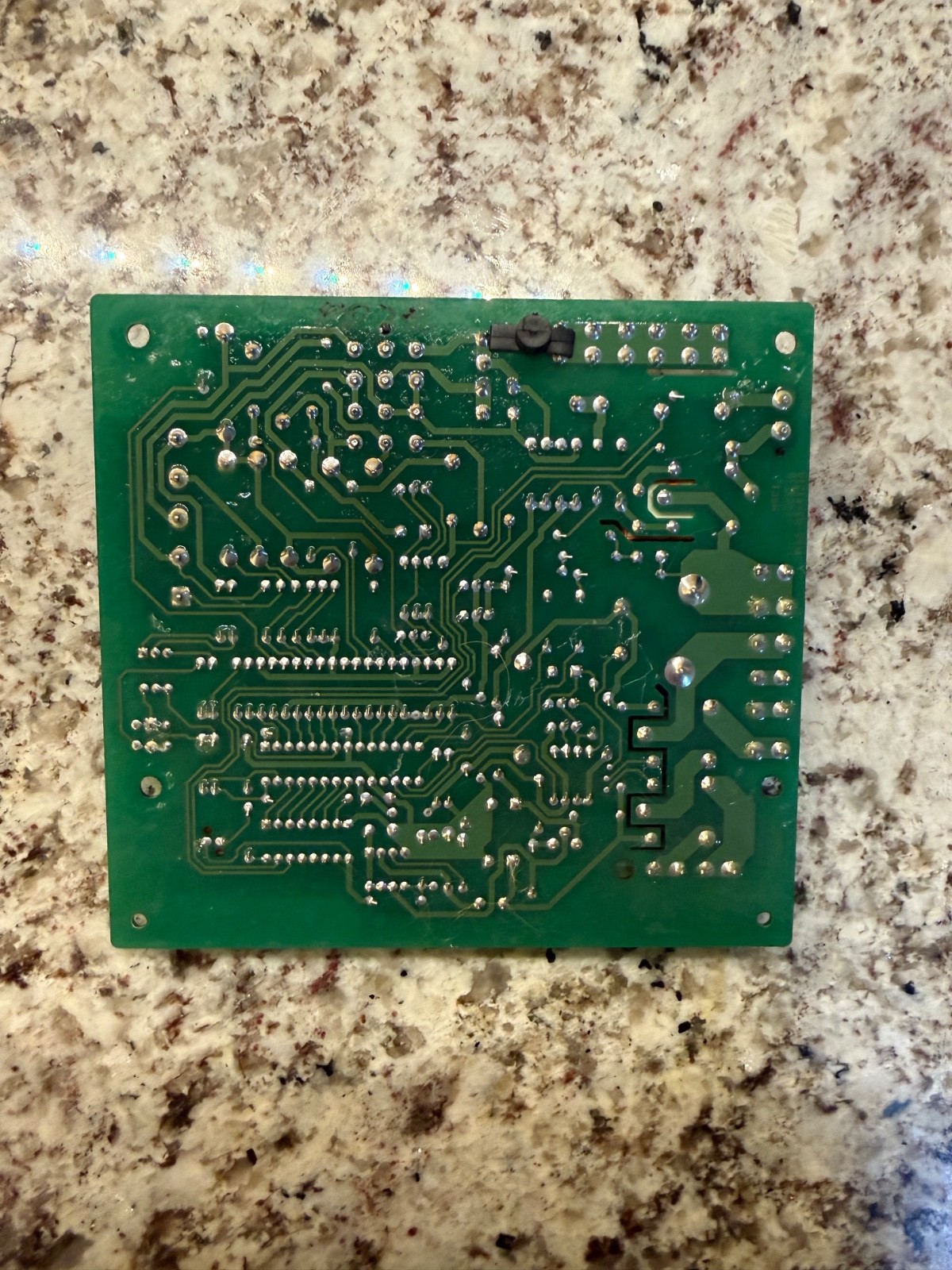 OEM Goodman Furnace Circuit Control Board Part PCBBF132 1165-410 TESTED